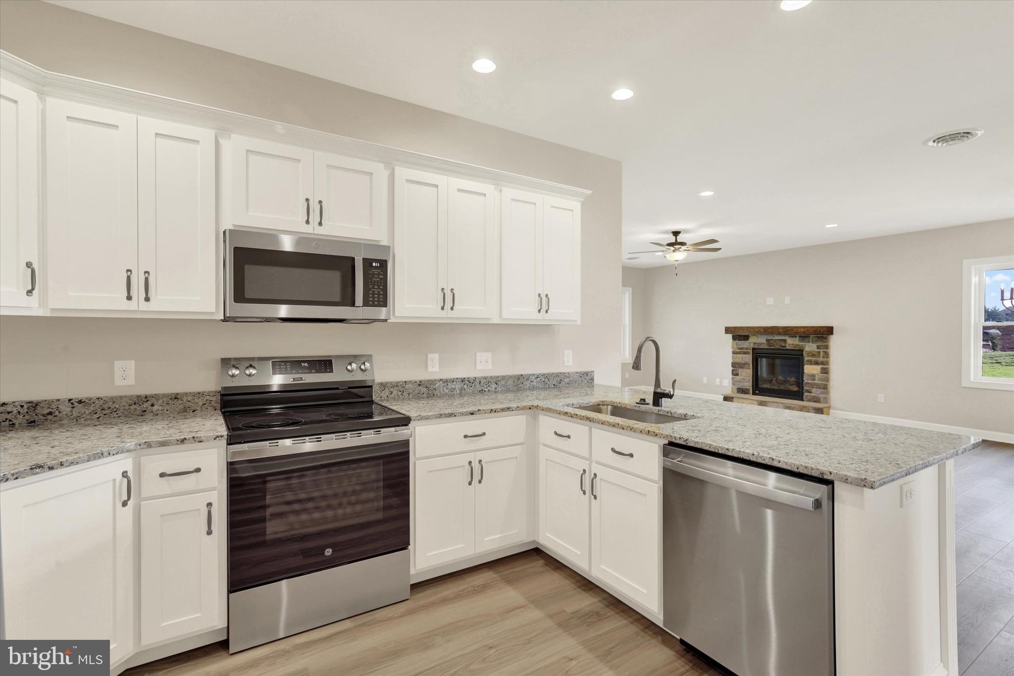 PENN NATIONAL GOLF COURSE COMMUNITY - Residential