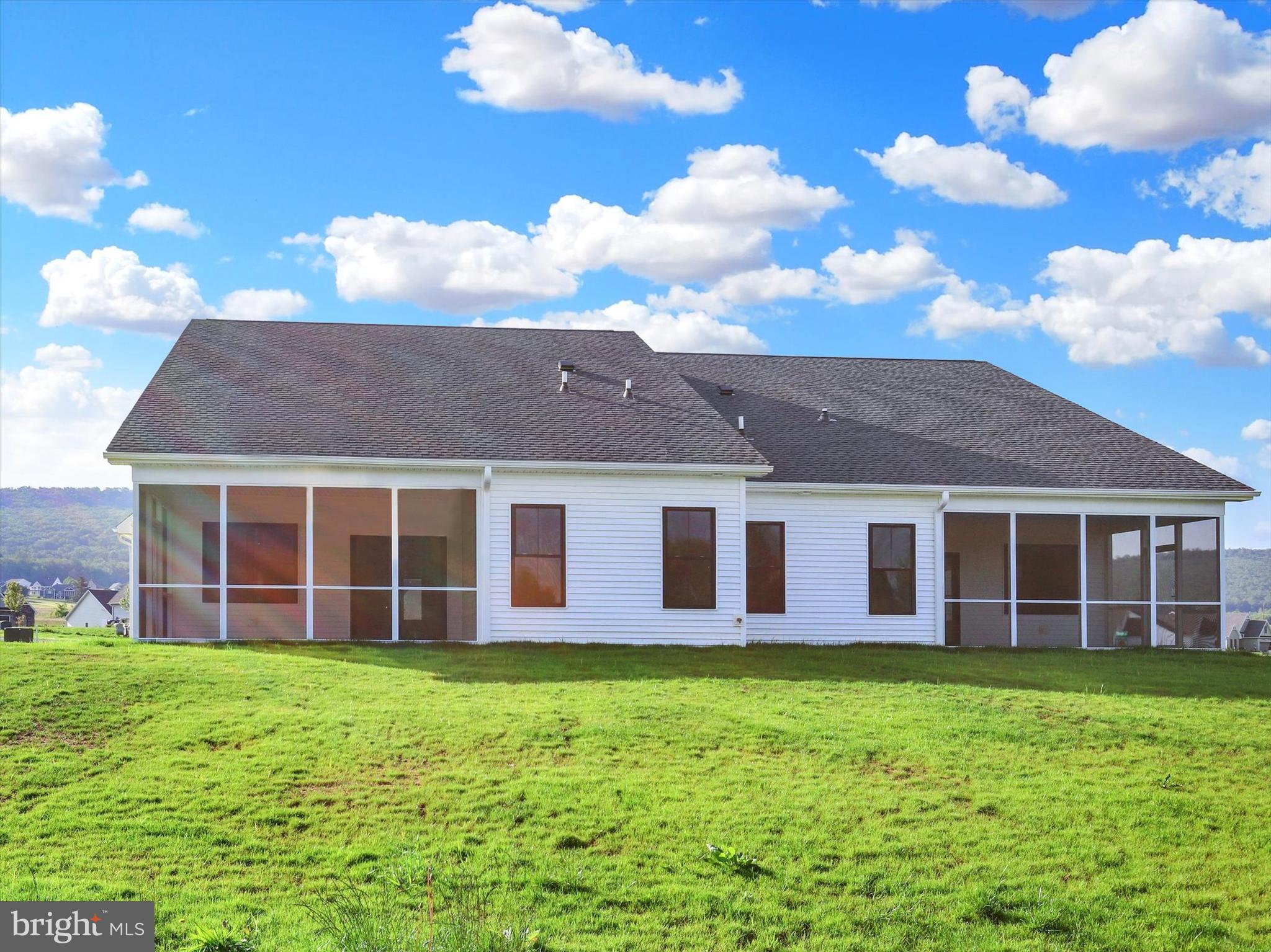 PENN NATIONAL GOLF COURSE COMMUNITY - Residential