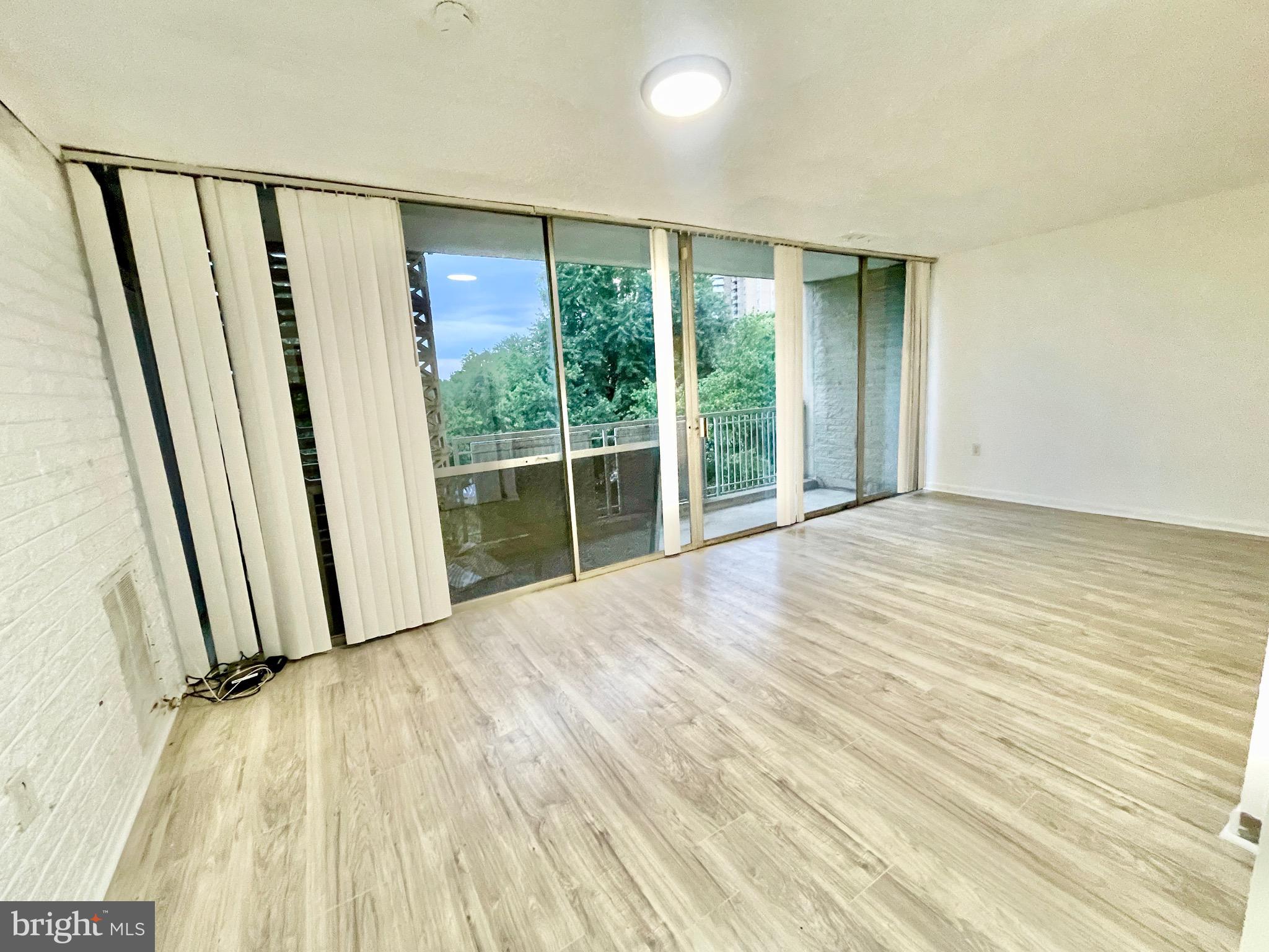 PRESIDENTIAL PARK - Residential