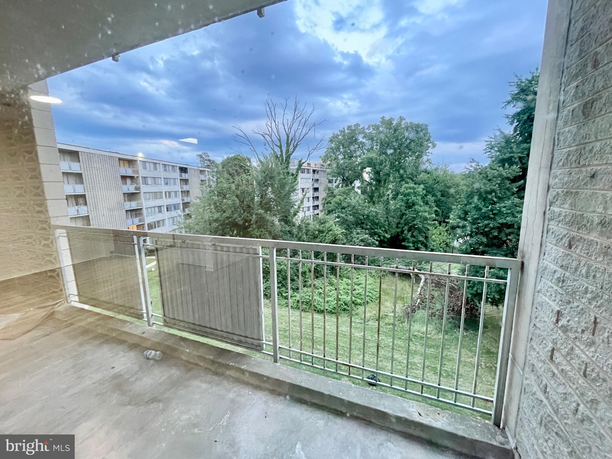 PRESIDENTIAL PARK - Residential
