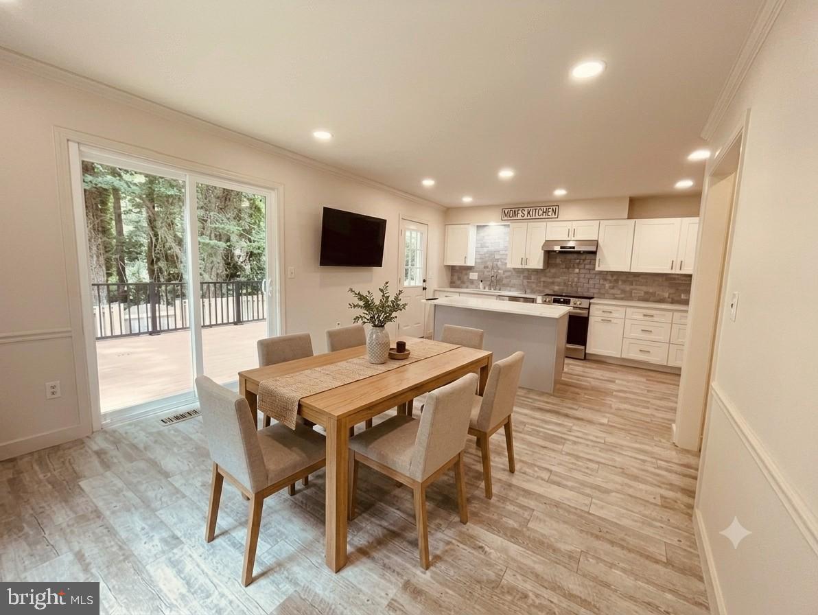 SANDY SPRING VILLAGE - Residential