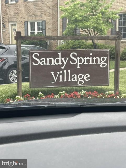 SANDY SPRING VILLAGE - Residential