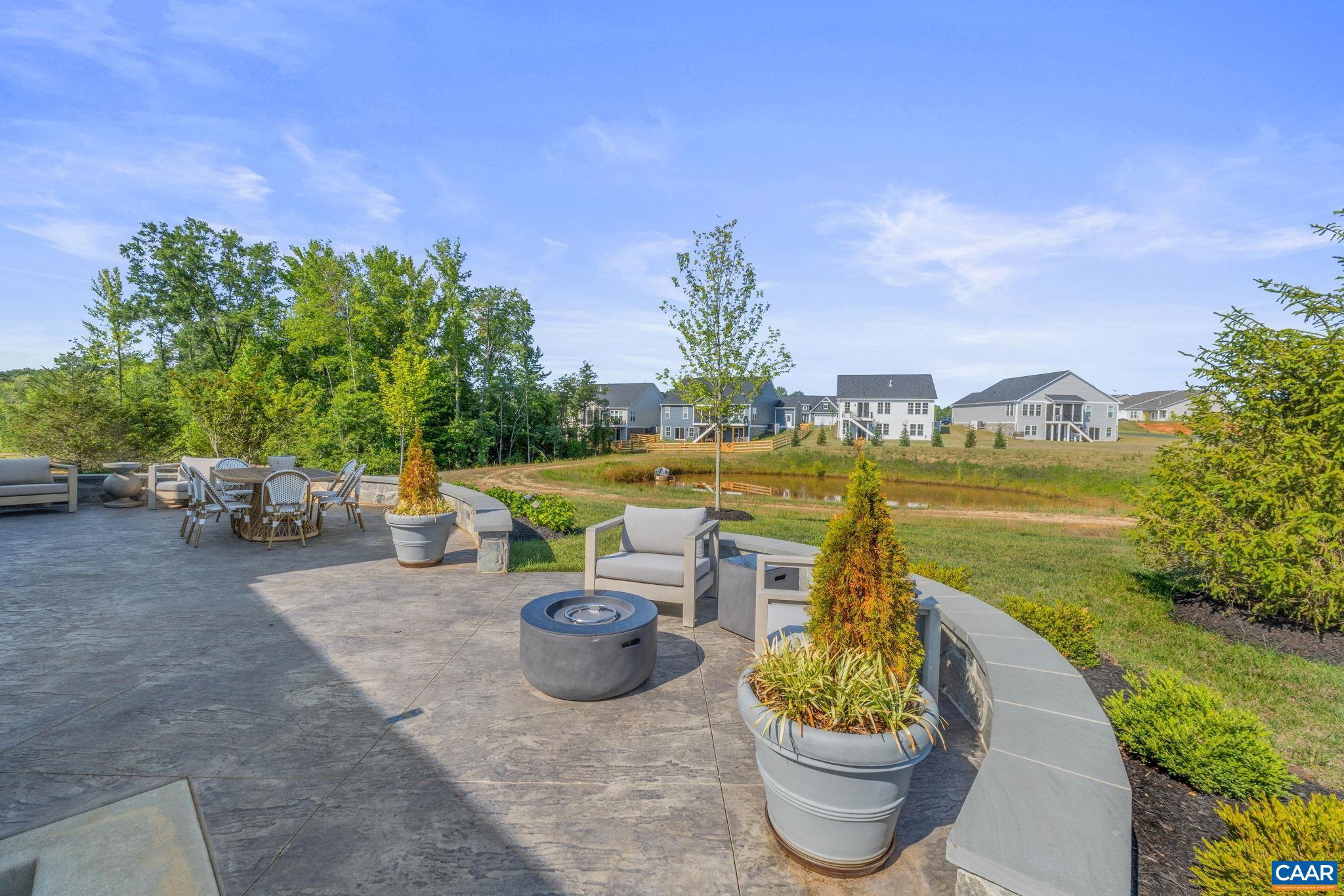 SPRING CREEK - Residential