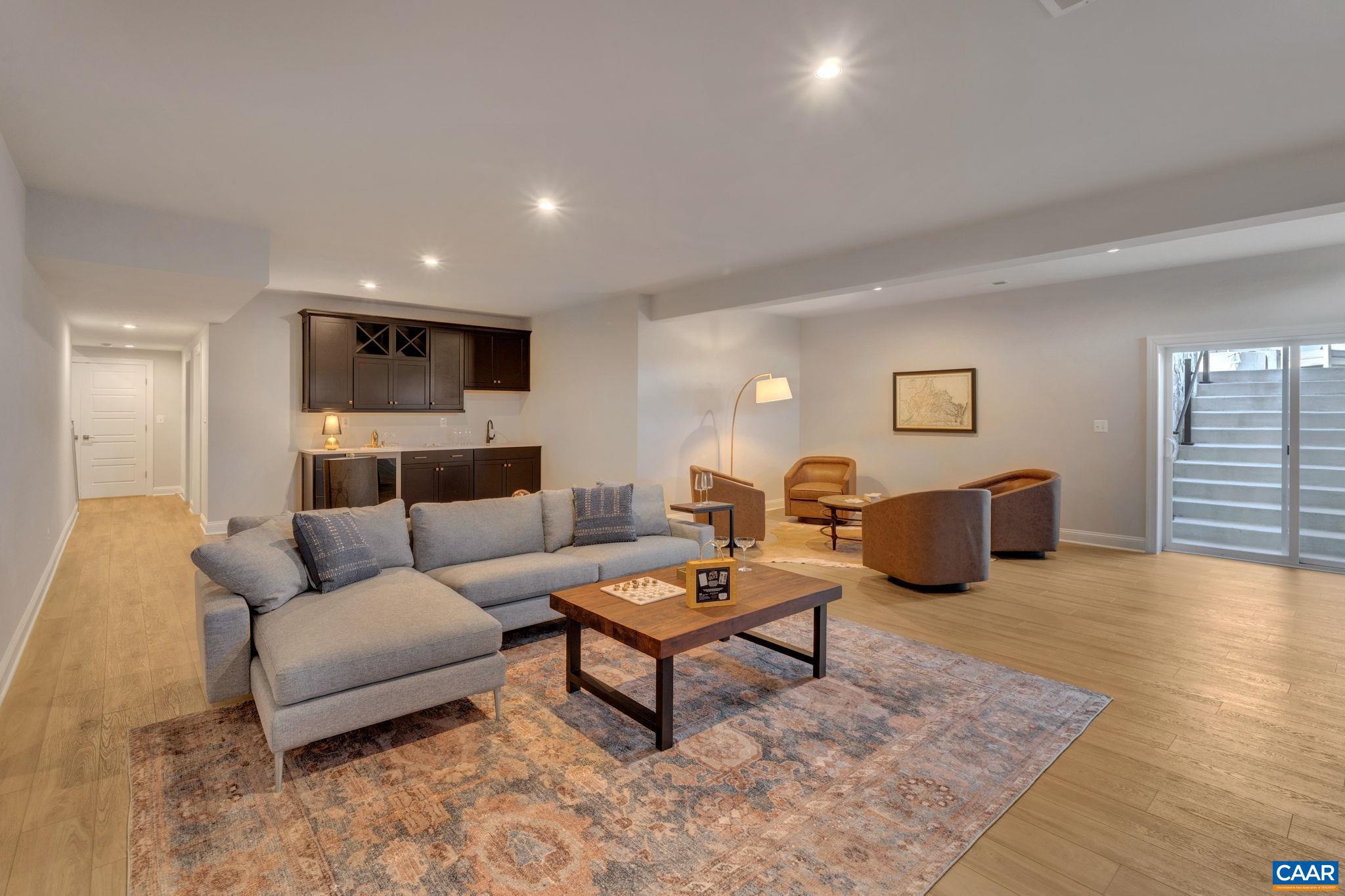 SPRING CREEK - Residential