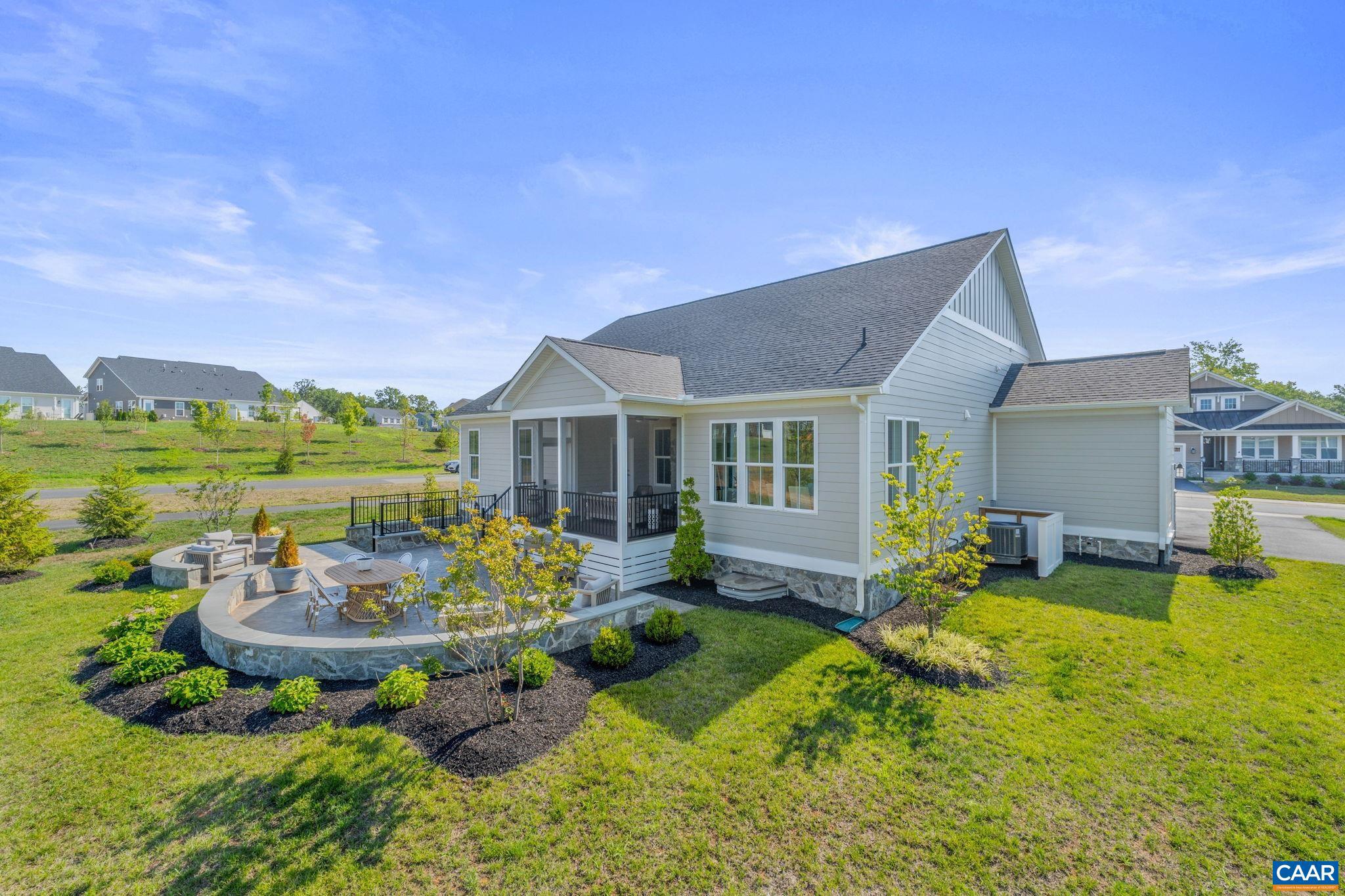 SPRING CREEK - Residential