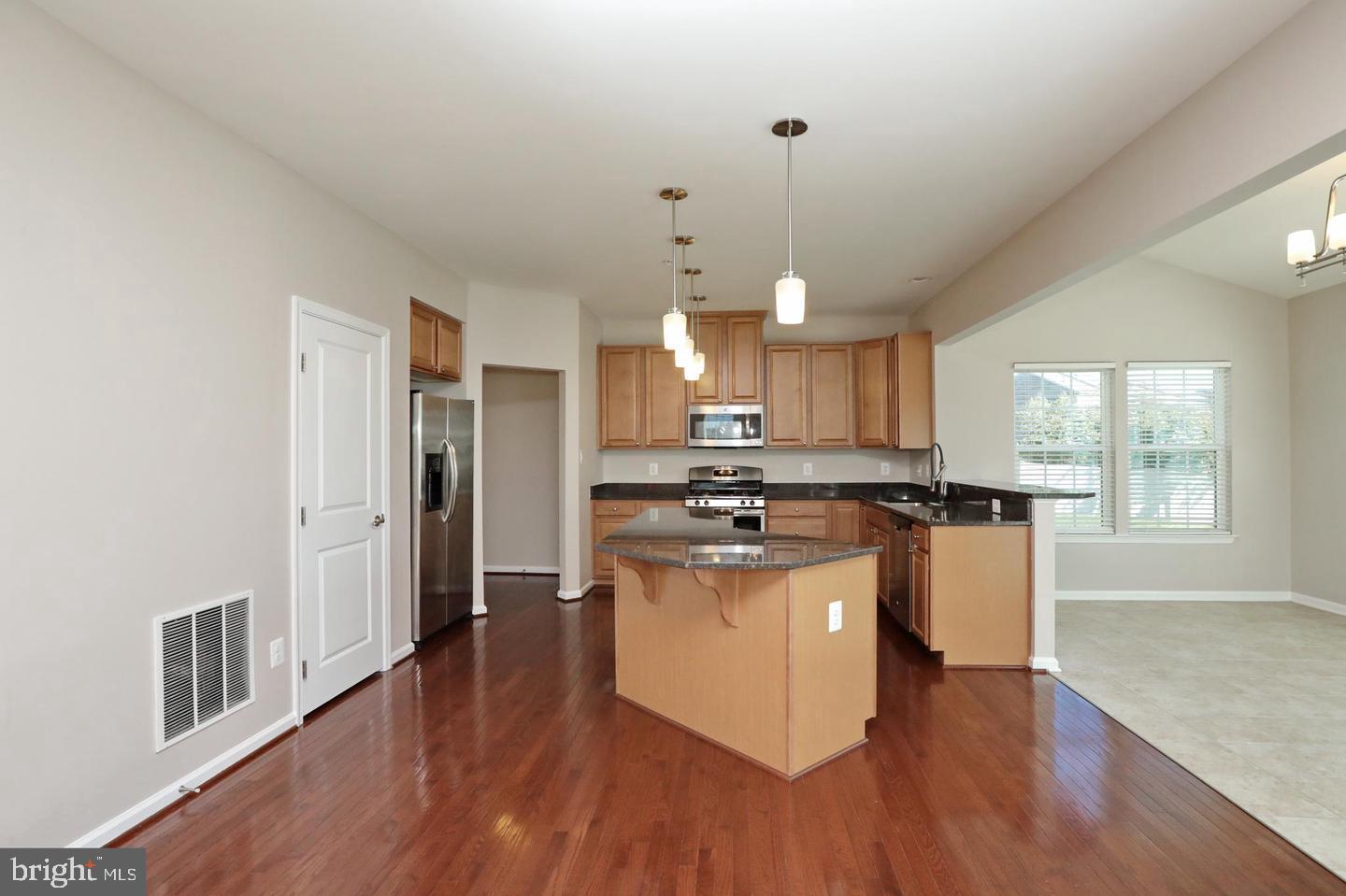 FIELDSIDE AT ST CHARLES - Residential