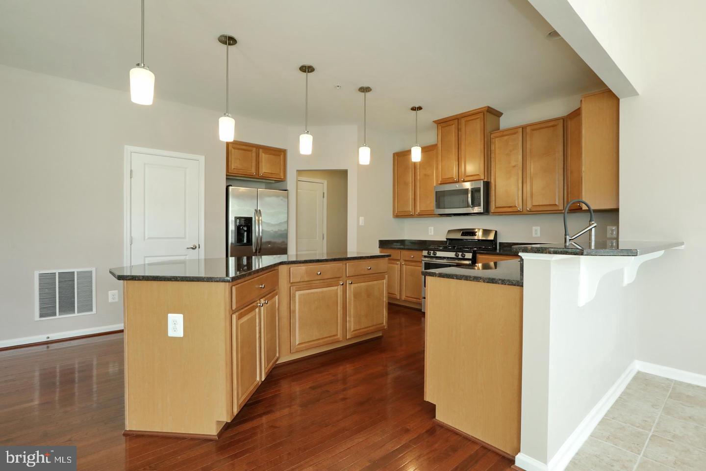 FIELDSIDE AT ST CHARLES - Residential