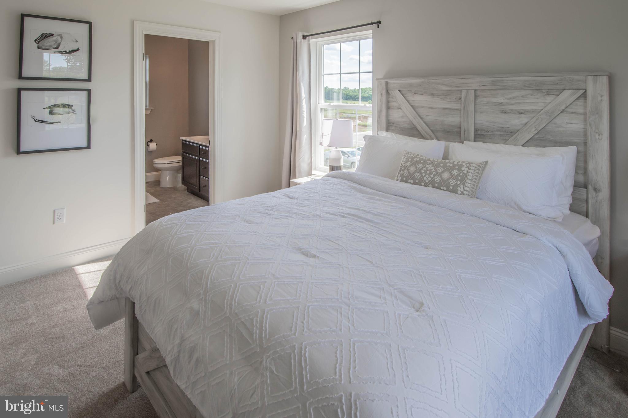 MEADOW LANE FARMS - Residential