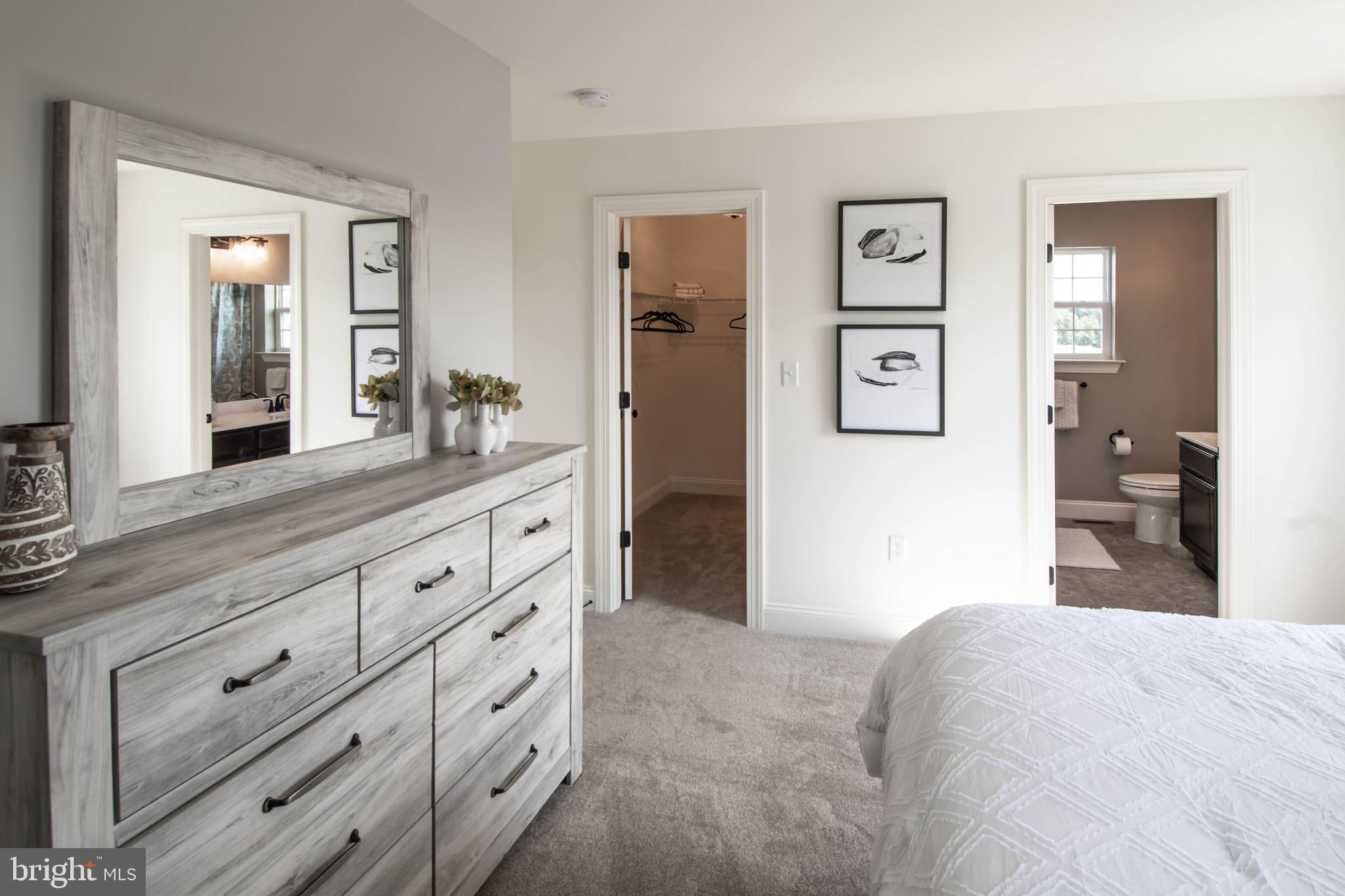 MEADOW LANE FARMS - Residential
