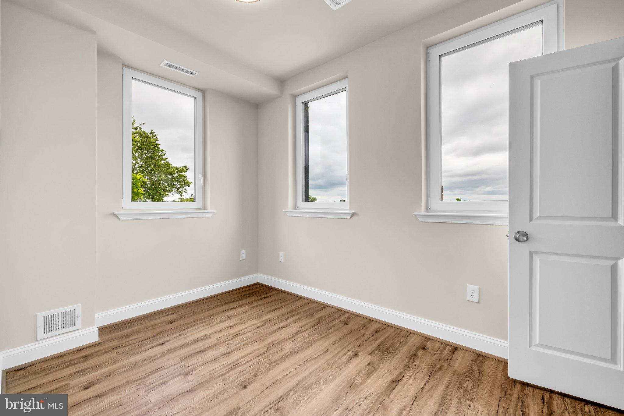 CURTIS BAY - Residential