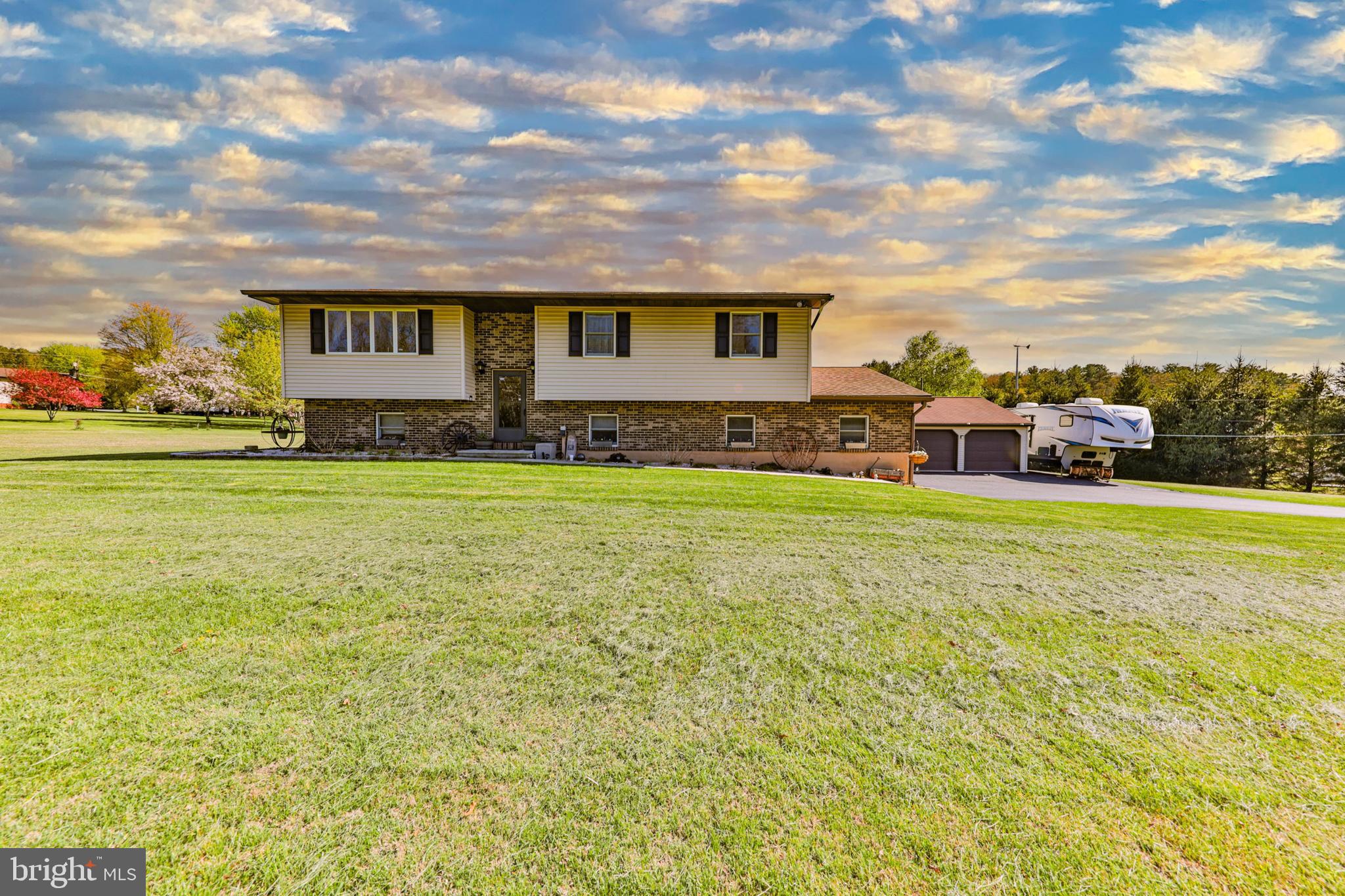 TOWAMENSING - Residential