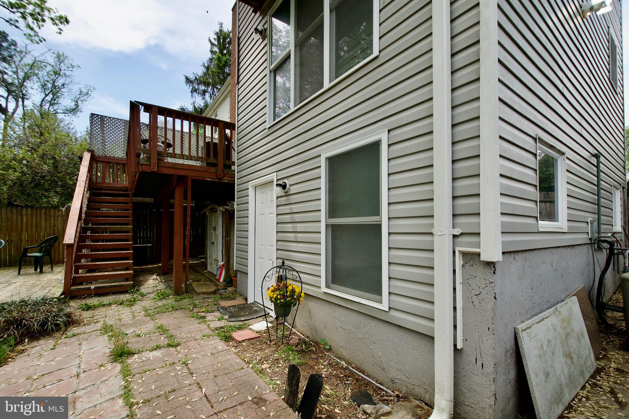 BUCKNELL HEIGHTS - Residential Lease