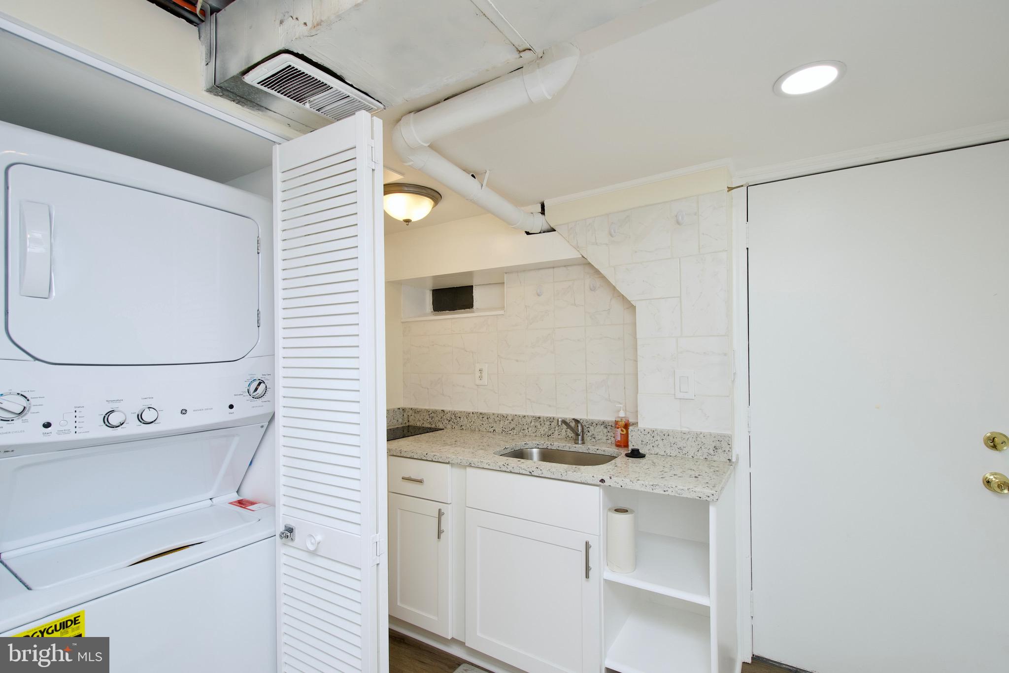 BUCKNELL HEIGHTS - Residential Lease