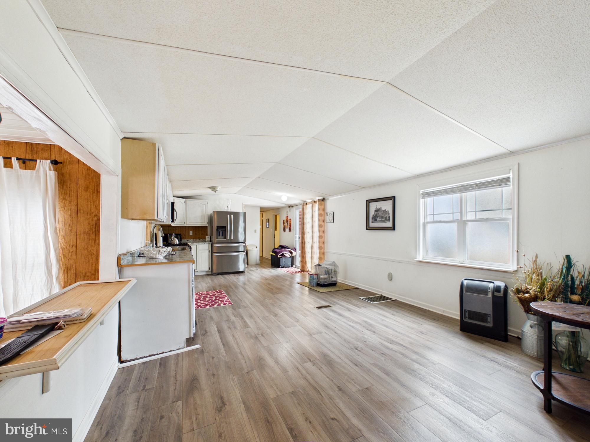 BAY CITY - Residential