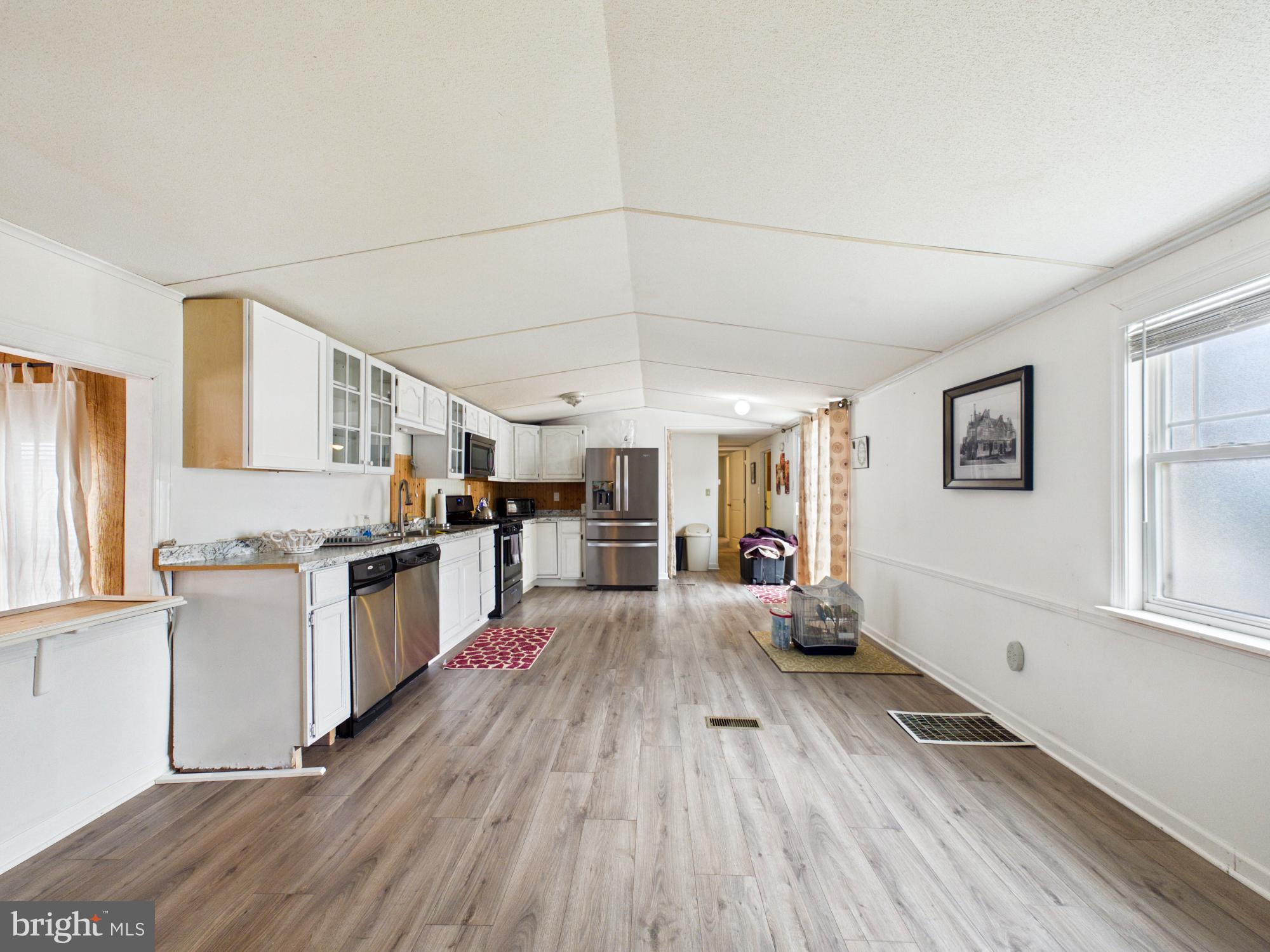 BAY CITY - Residential