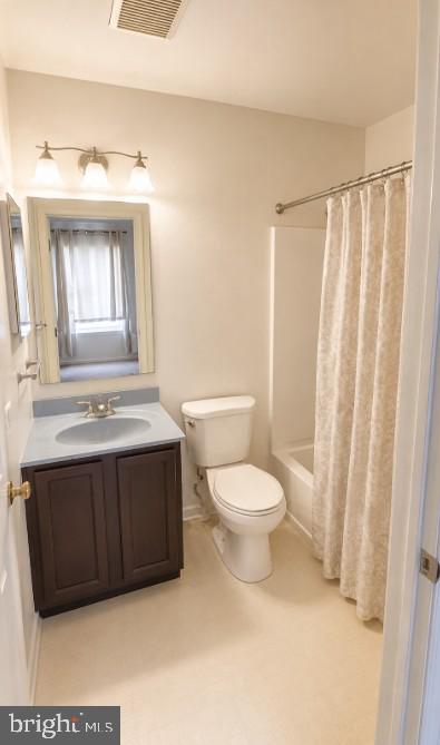 MIDDLETOWN VILLAGE - Residential