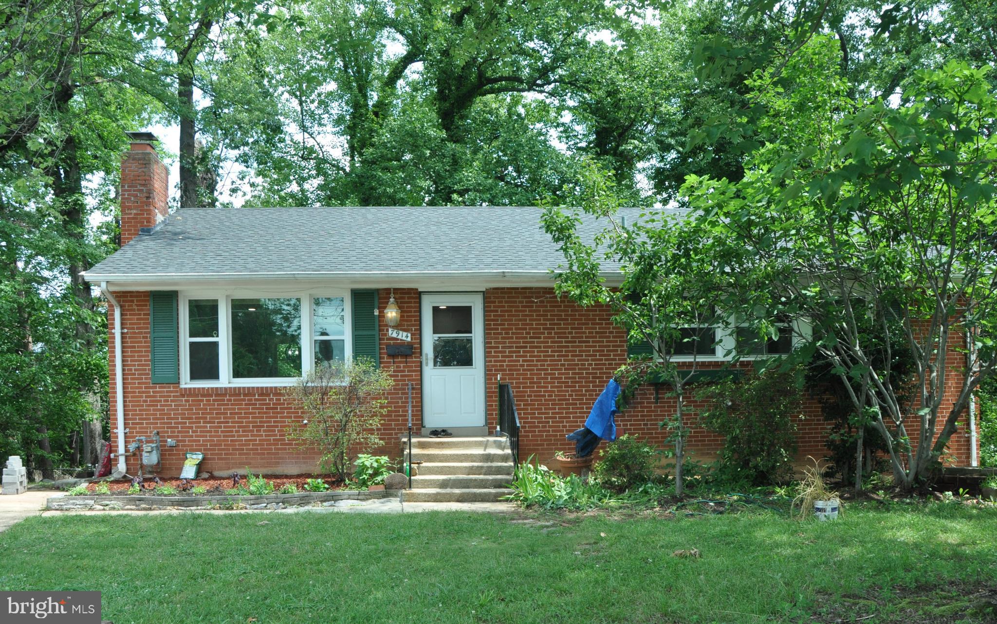 Beautifully Renovated 6BR/4BA Brick Rambler in Desirable Ravensworth!

Welcome to this stunning, move-in-ready home featuring 6 bedrooms and 4 full bathrooms, thoughtfully renovated from top to bottom. Every detail has been updated to provide modern comfort while maintaining timeless charm.

The heart of the home is the brand-new gourmet kitchen, complemented by fully remodeled bathrooms, refinished hardwood floors, fresh designer paint throughout, and new energy-efficient windows that fill the home with natural light. Major system updates provide added peace of mind, including a new furnace and a roof replaced just three years ago.

The fully finished walkout basement offers exceptional flexibility with additional bedrooms, full bathrooms, and abundant living space—ideal for extended family, guests, a home office, or rental potential.

Situated on a spacious 0.35-acre lot in the highly sought-after Ravensworth community, this home offers easy access to I-495, I-395, I-95, shopping, dining, parks, and commuter routes while being served by Fairfax County Public Schools.

This beautifully updated home combines quality craftsmanship, modern upgrades, and an unbeatable location. Don't miss this rare opportunity to own a truly turnkey home in Springfield!