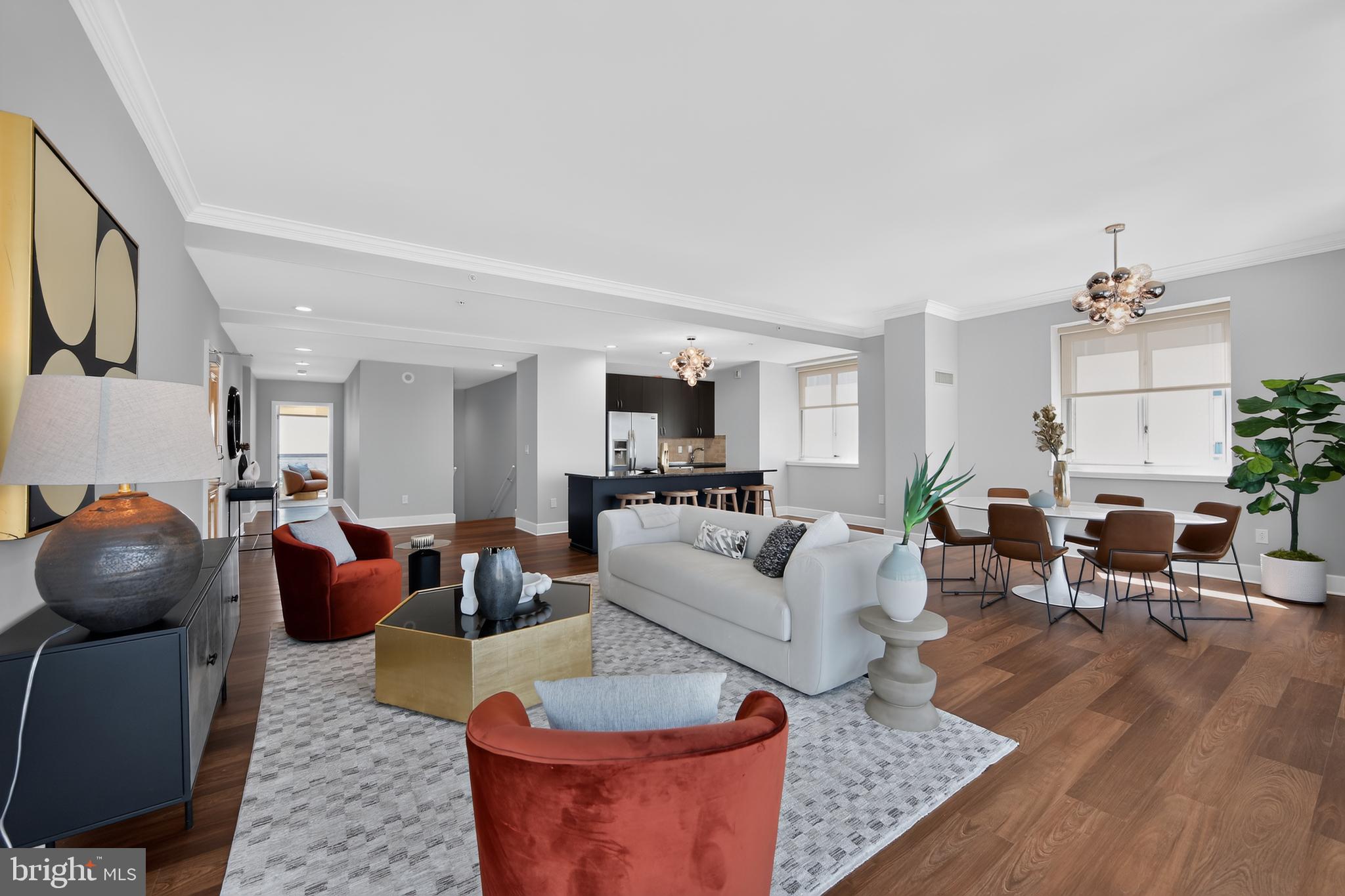 WATERFRONT SQUARE - Residential