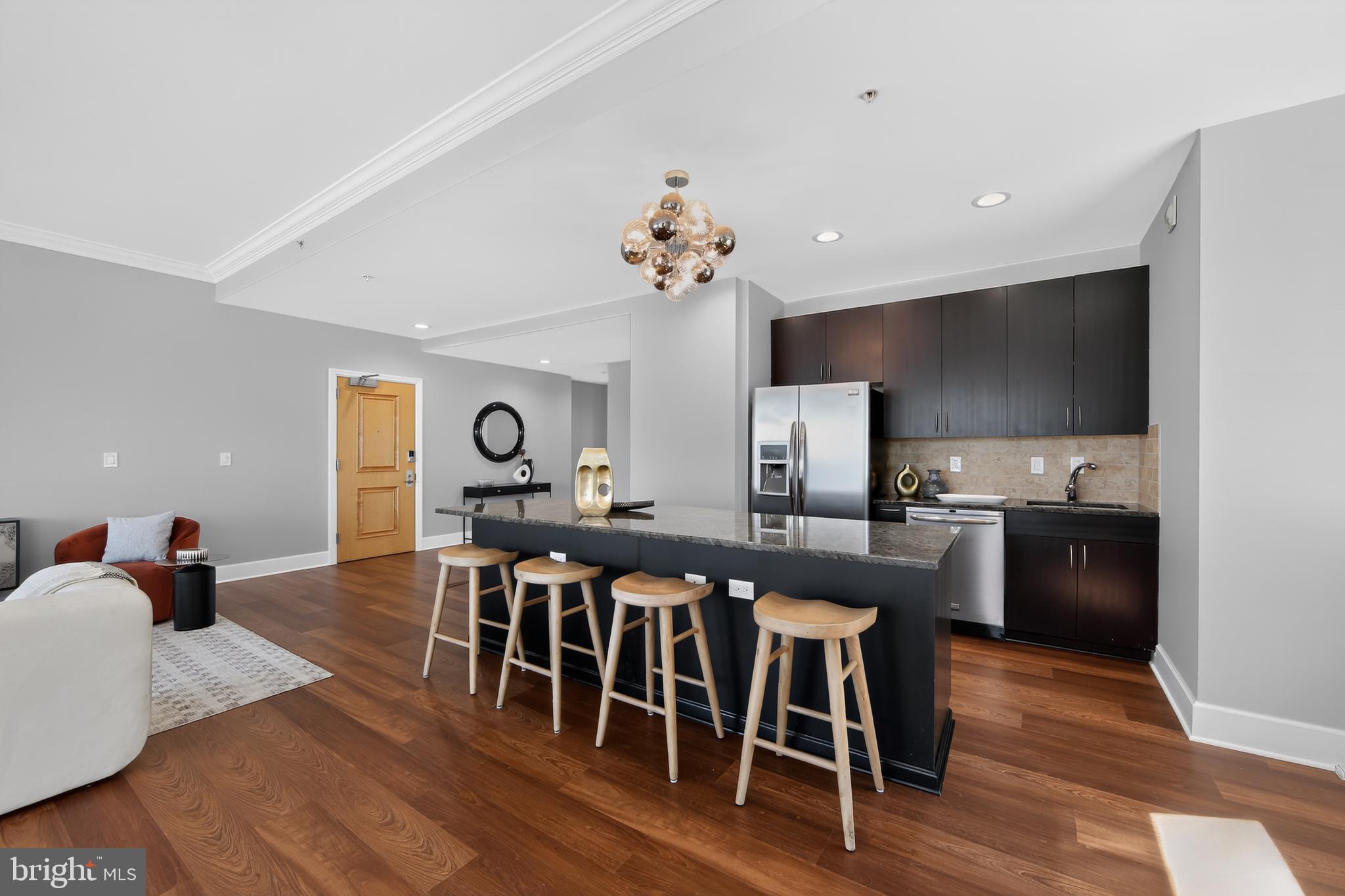 WATERFRONT SQUARE - Residential
