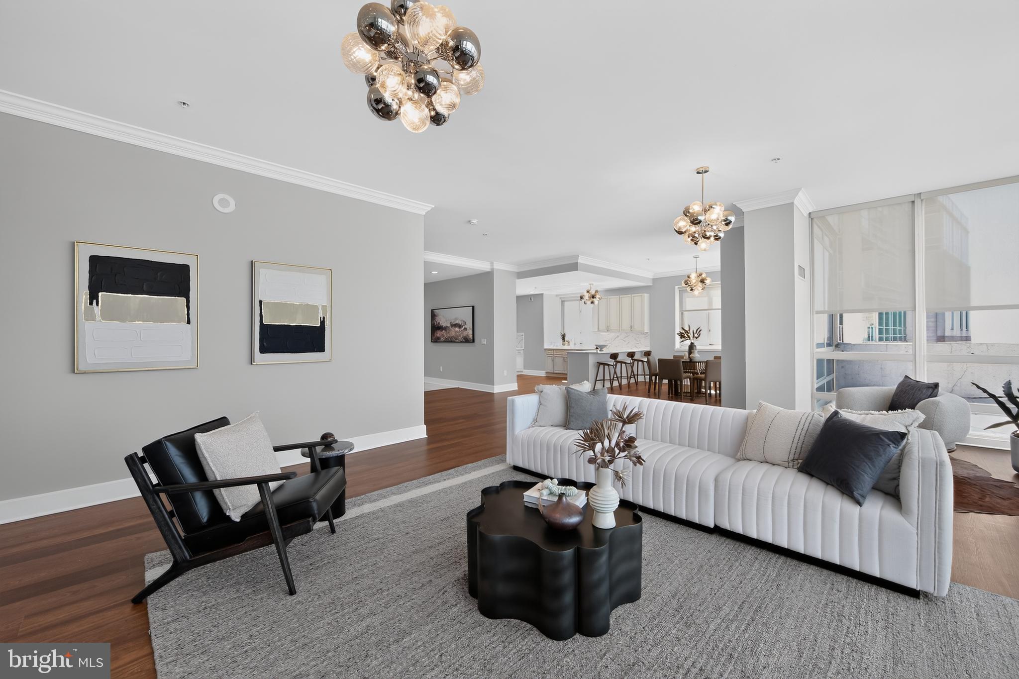 WATERFRONT SQUARE - Residential