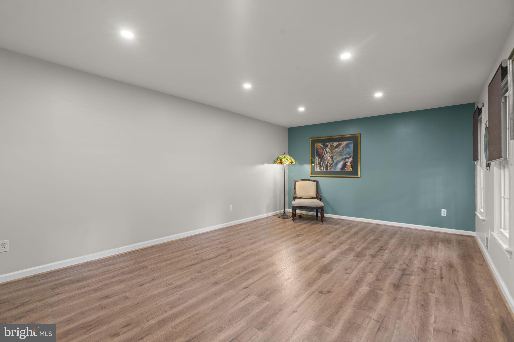 THUNDER HILL - Residential