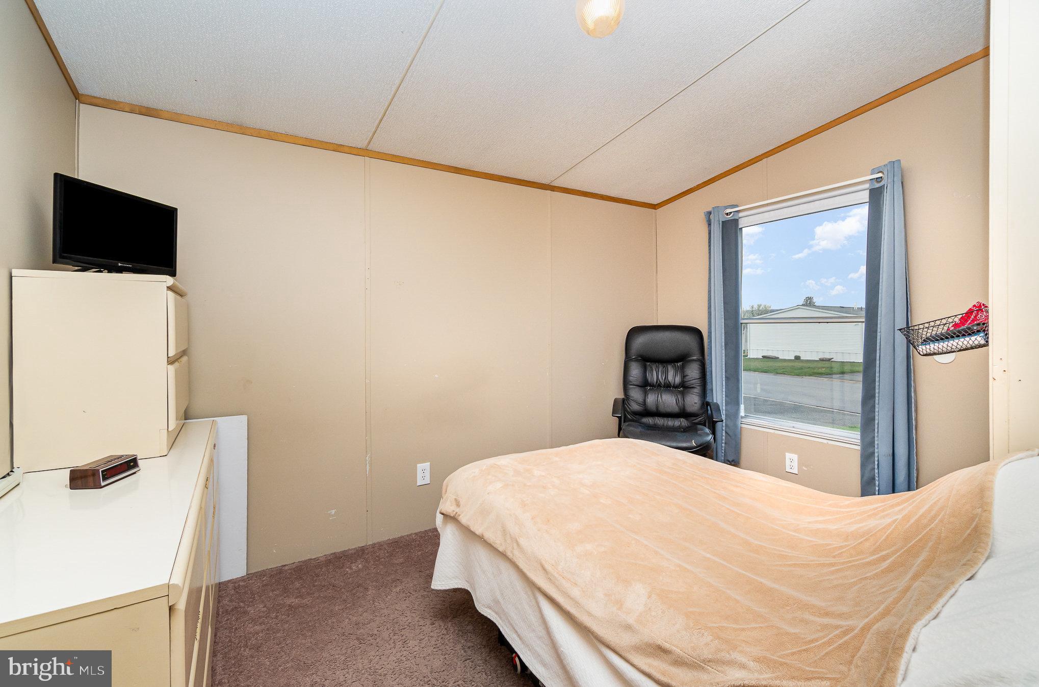 SUNSET ESTATES MHP - Residential