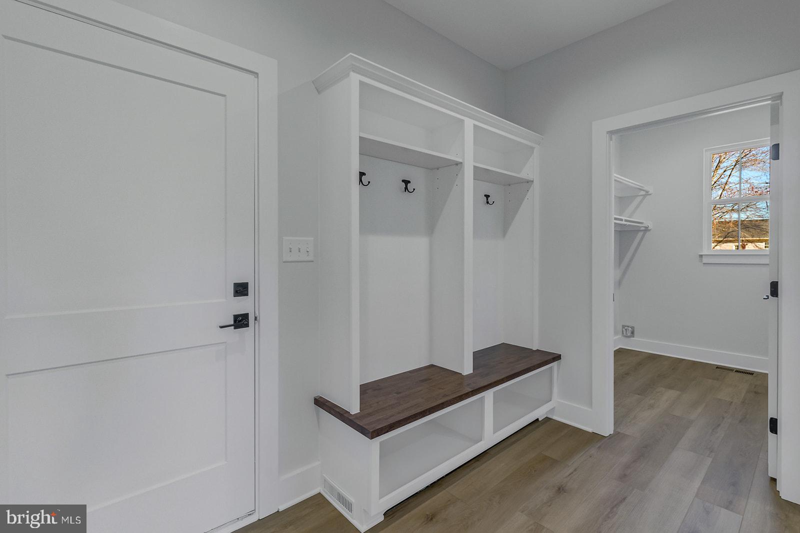 CHESAPEAKE HARBOR - Residential
