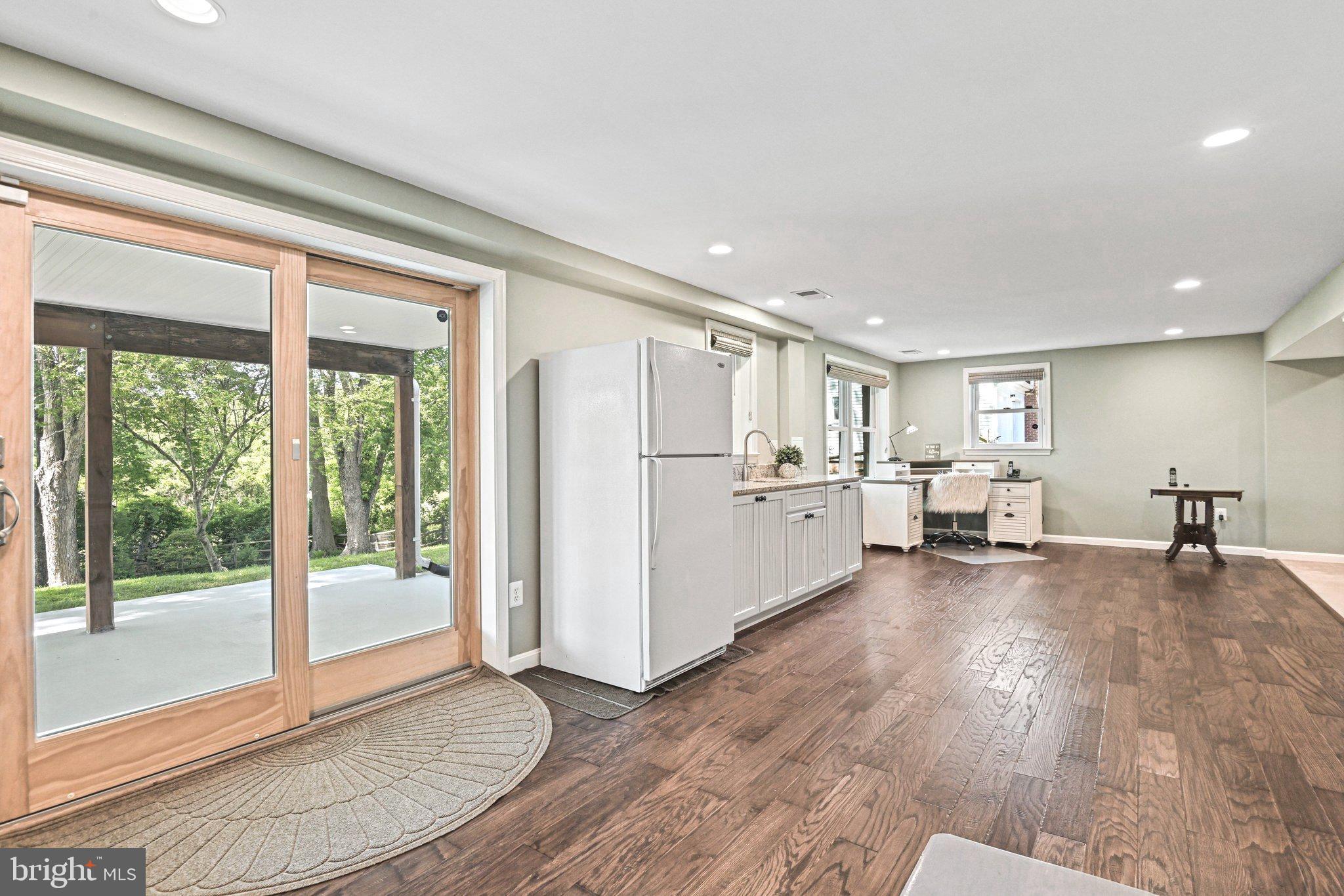 TAMARACK - Residential