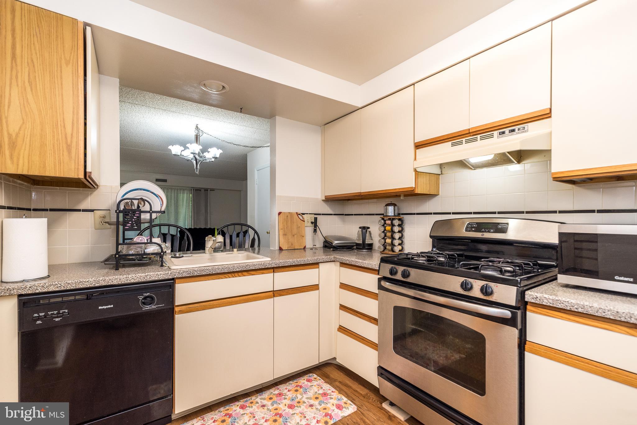 VALLEY GLEN - Residential