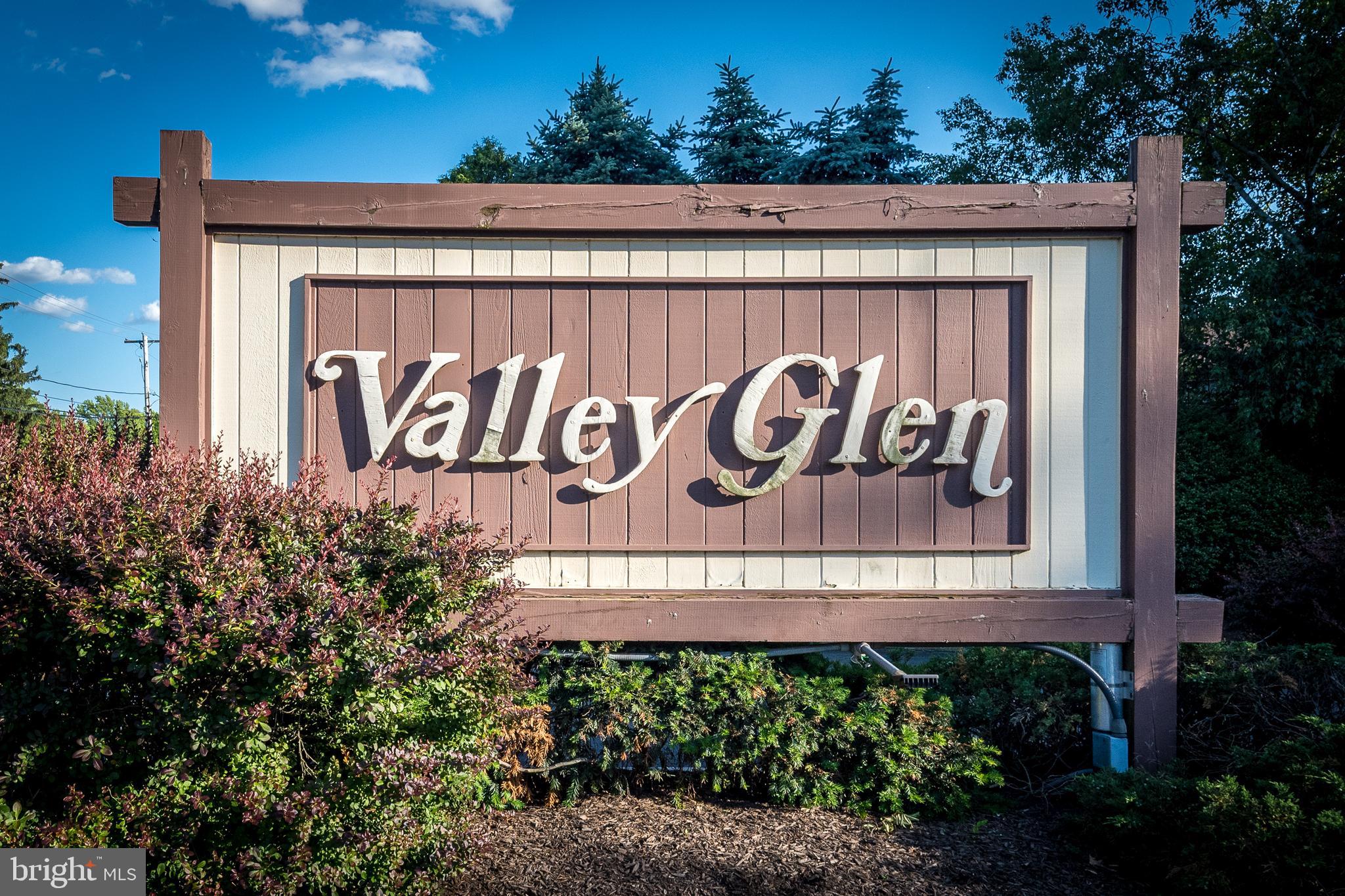 VALLEY GLEN - Residential