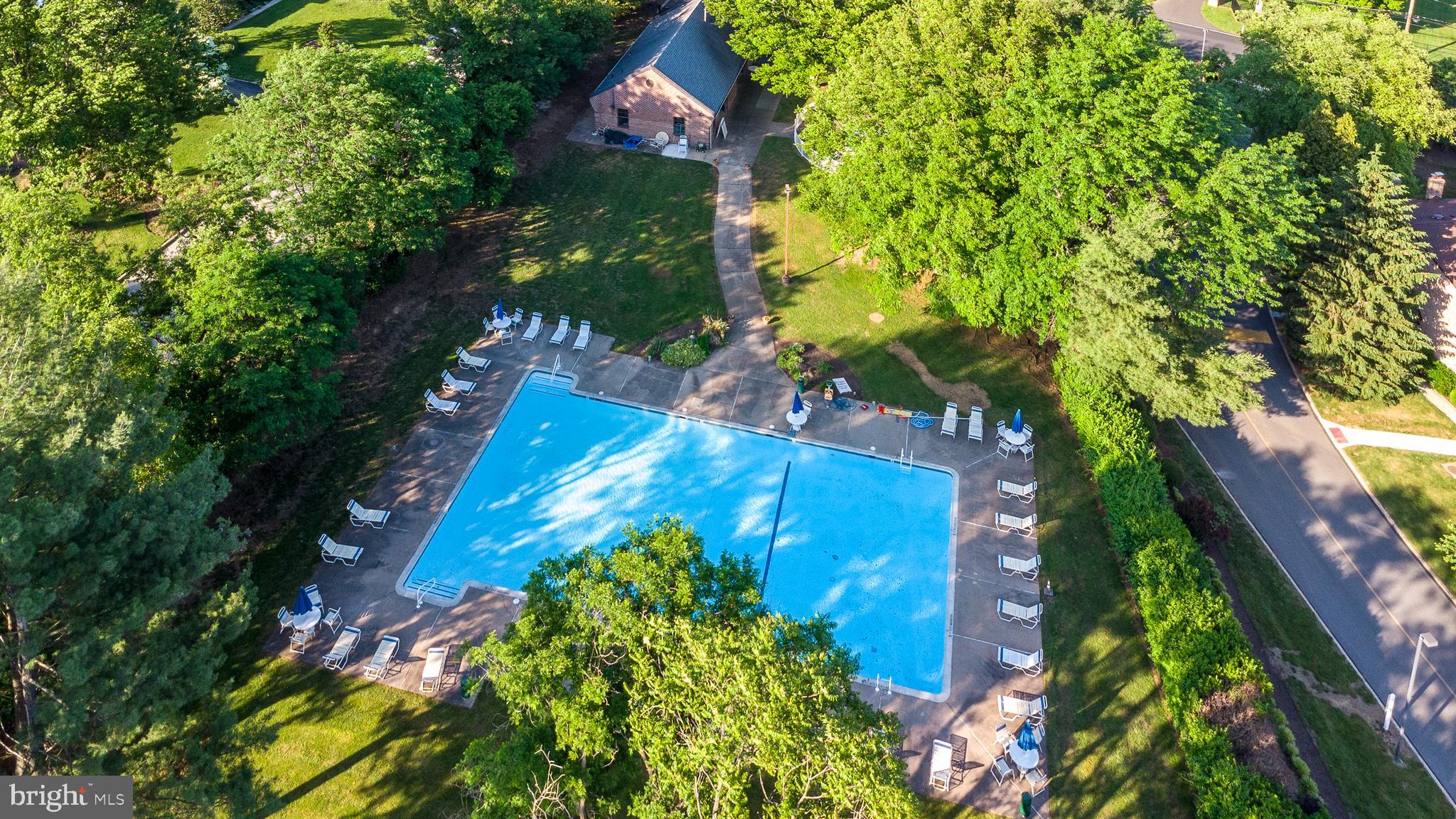 VALLEY GLEN - Residential