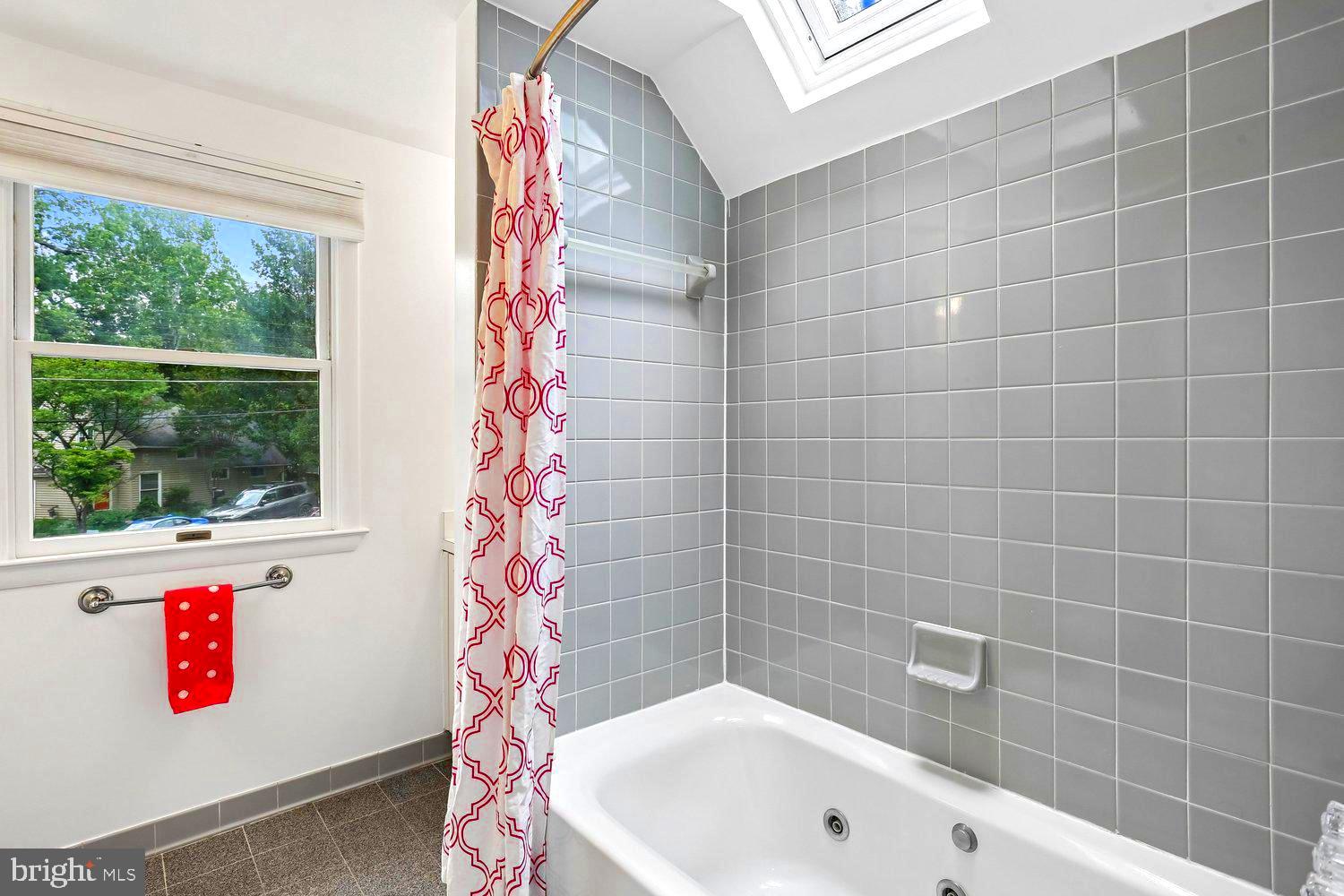 TWINBROOK - Residential
