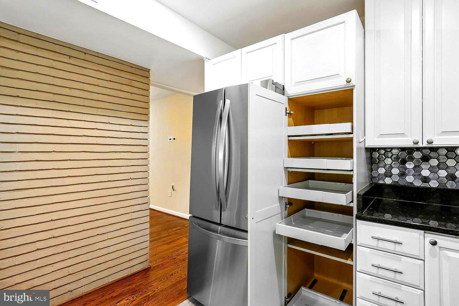 TWINBROOK - Residential