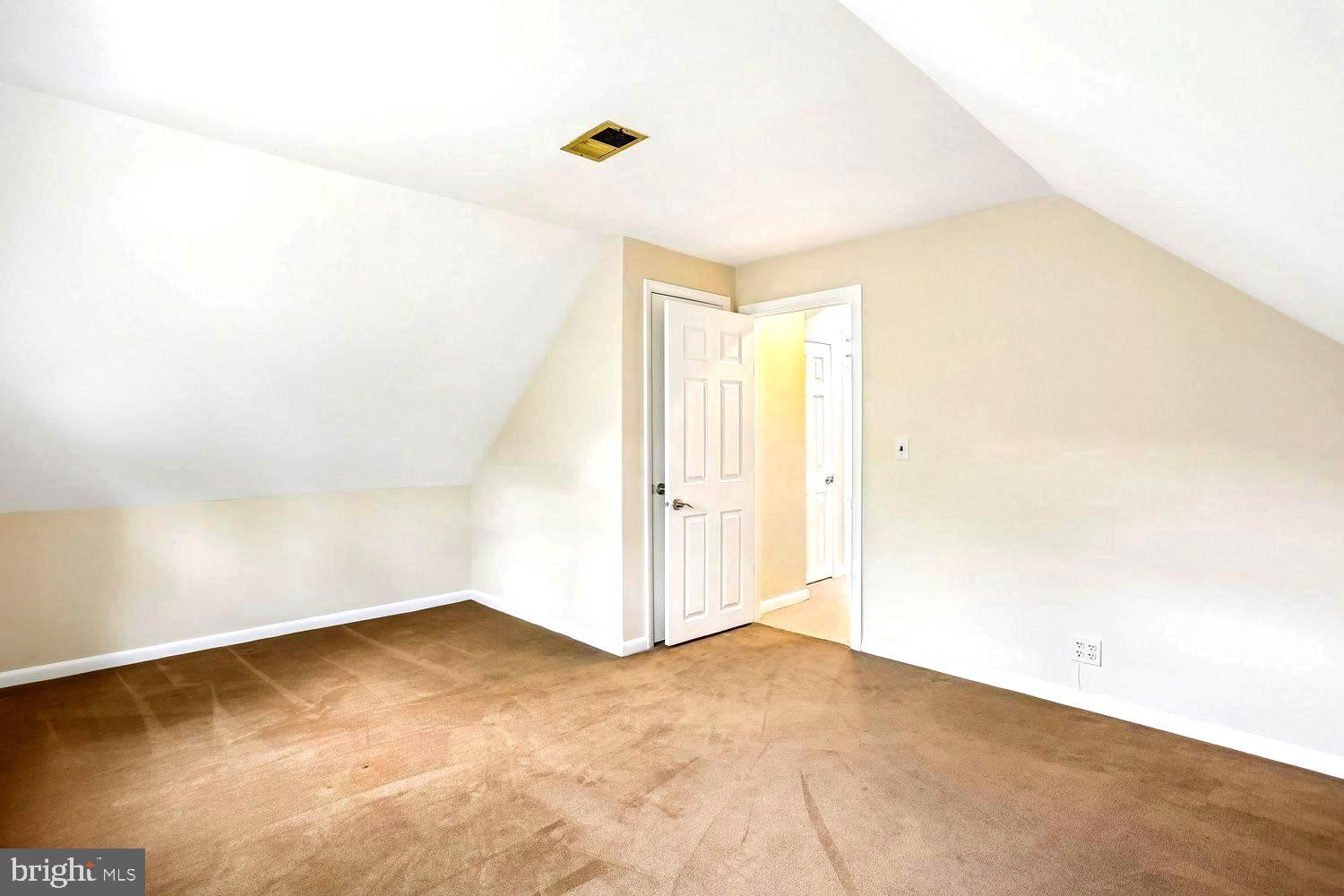 TWINBROOK - Residential