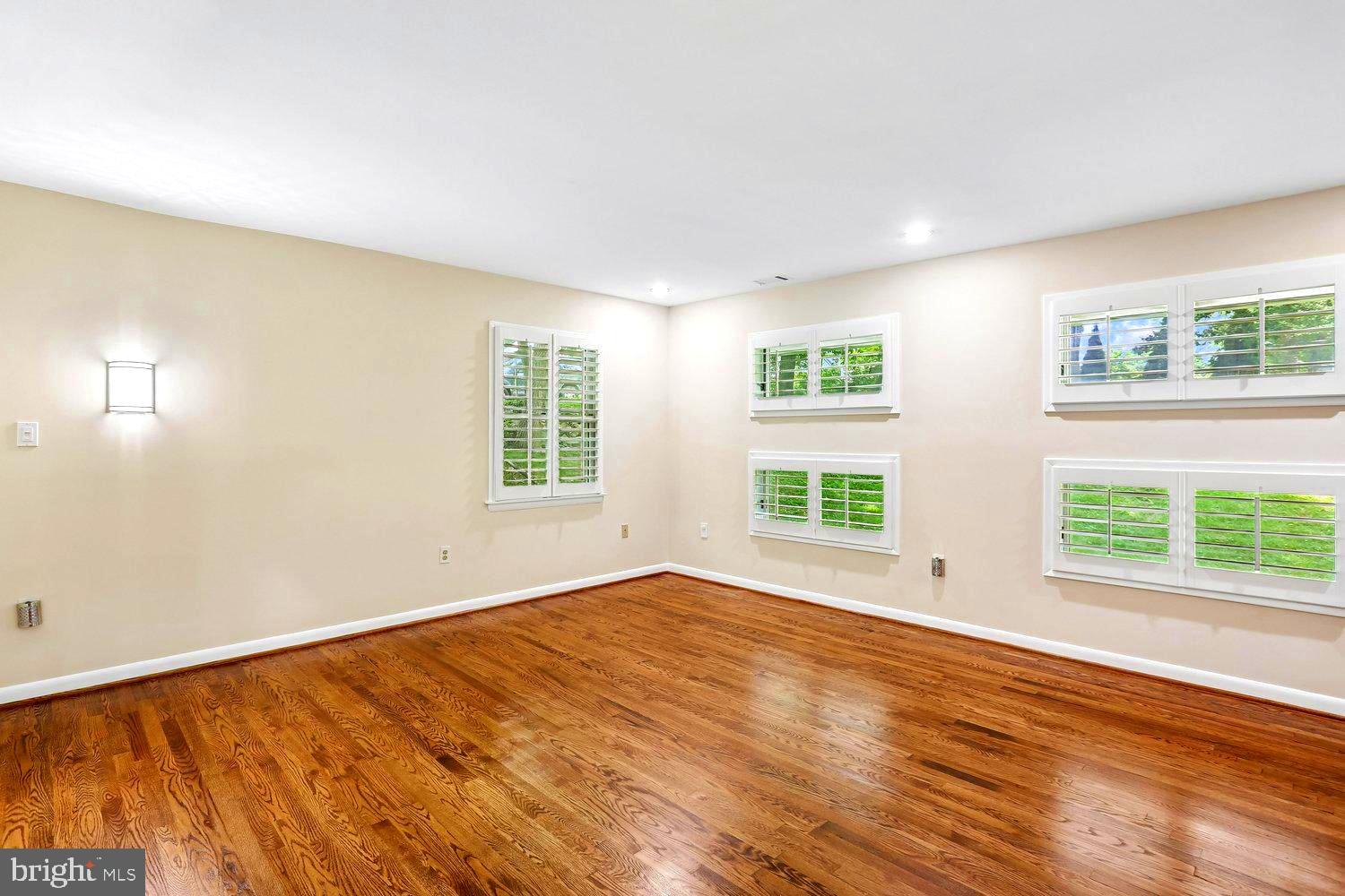 TWINBROOK - Residential