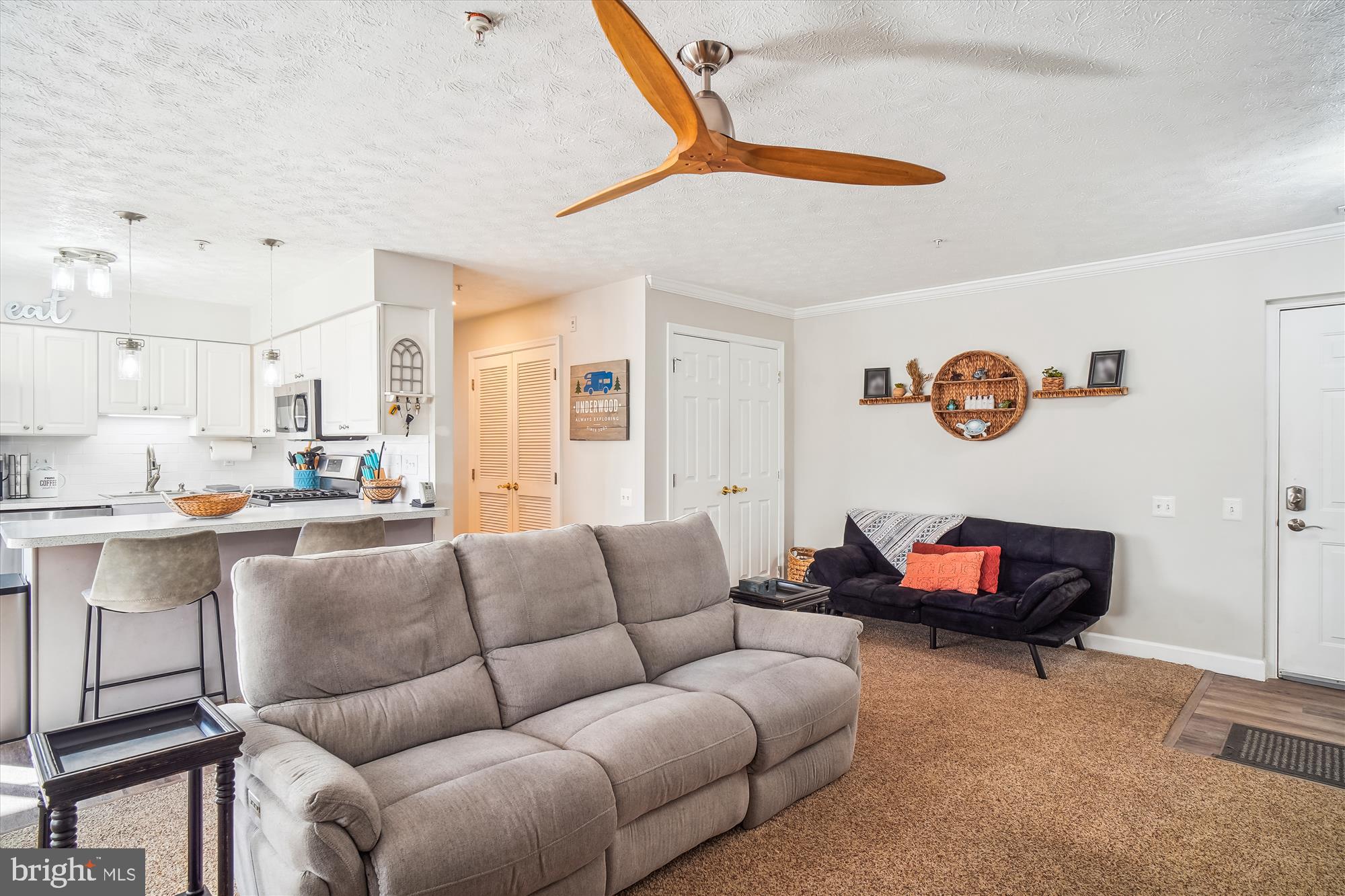 SPRING RIDGE - Residential