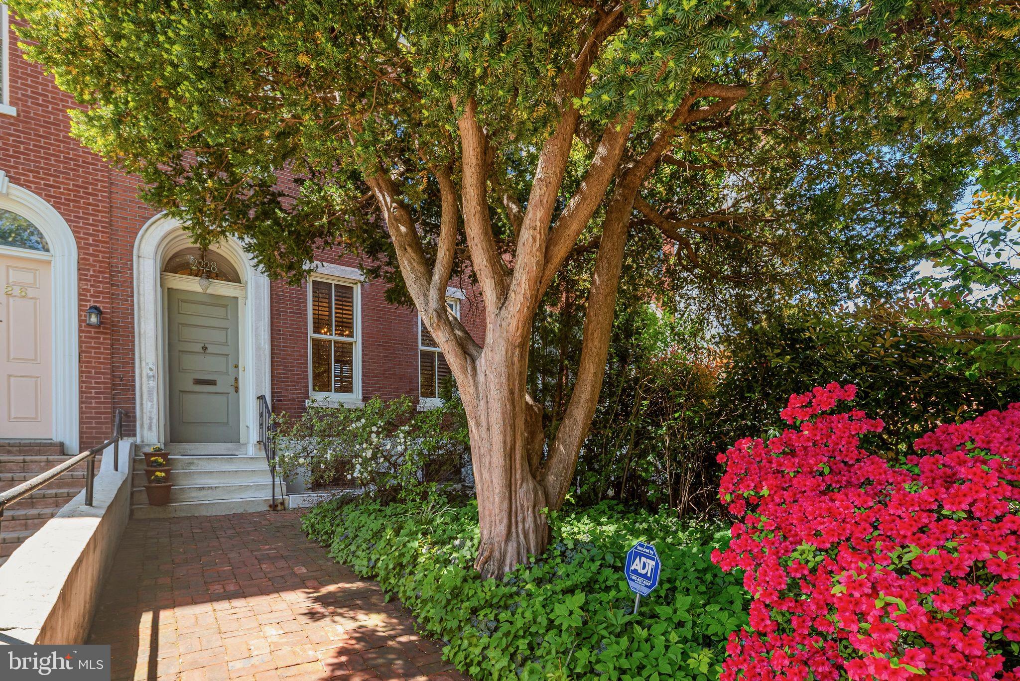 SPRING GARDEN - Residential
