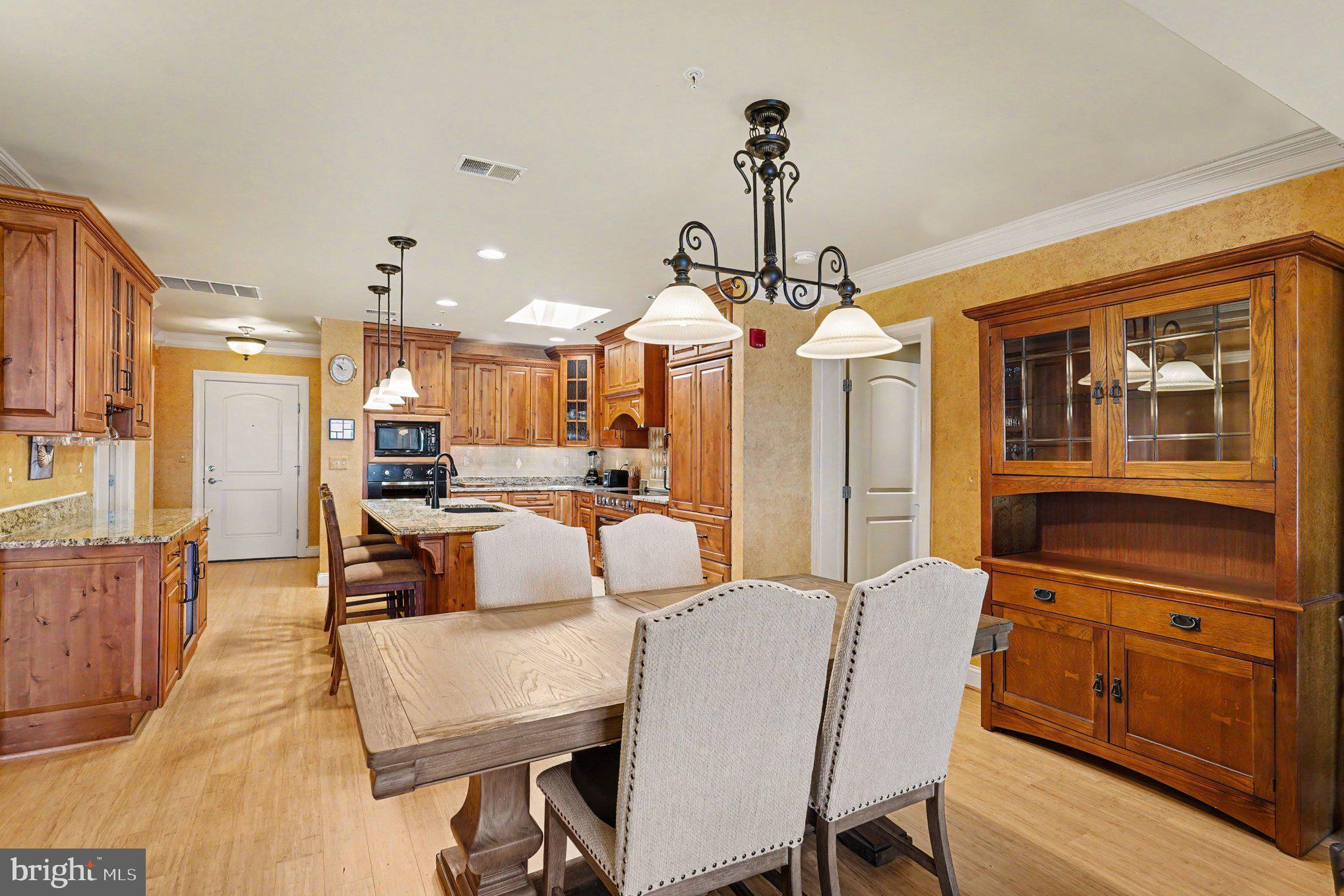 HERON HARBOR - Residential