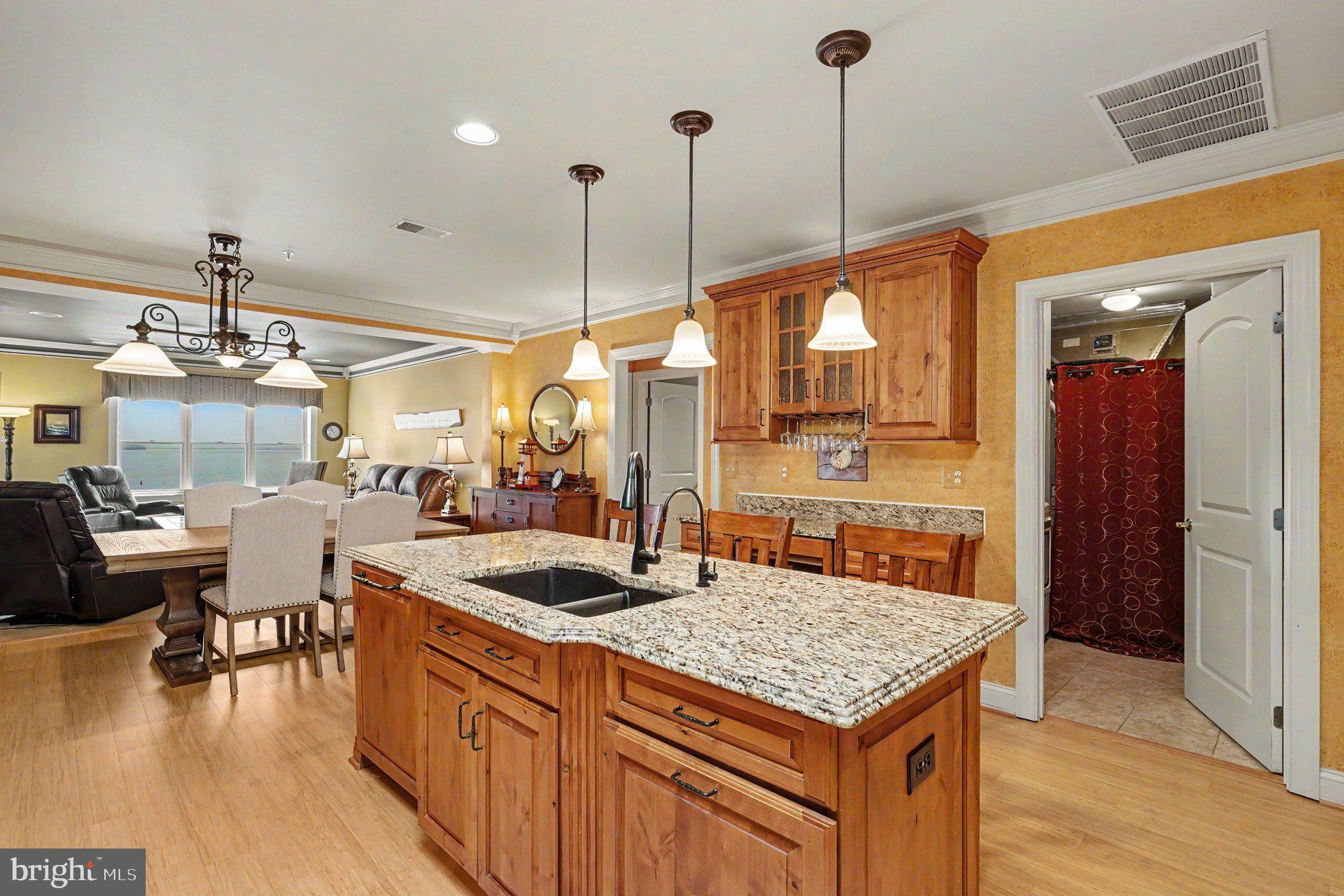 HERON HARBOR - Residential