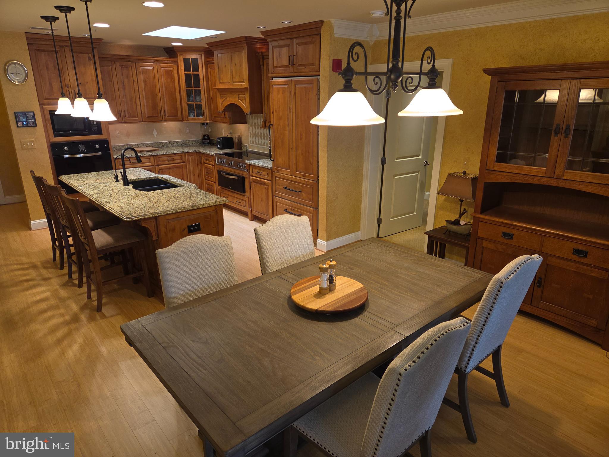 HERON HARBOR - Residential