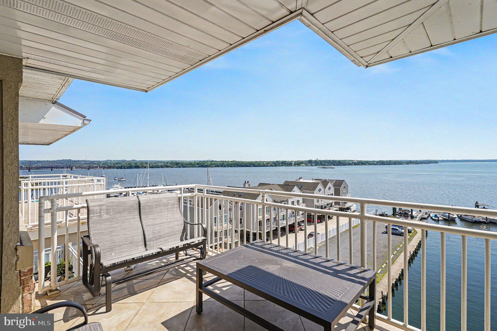 HERON HARBOR - Residential