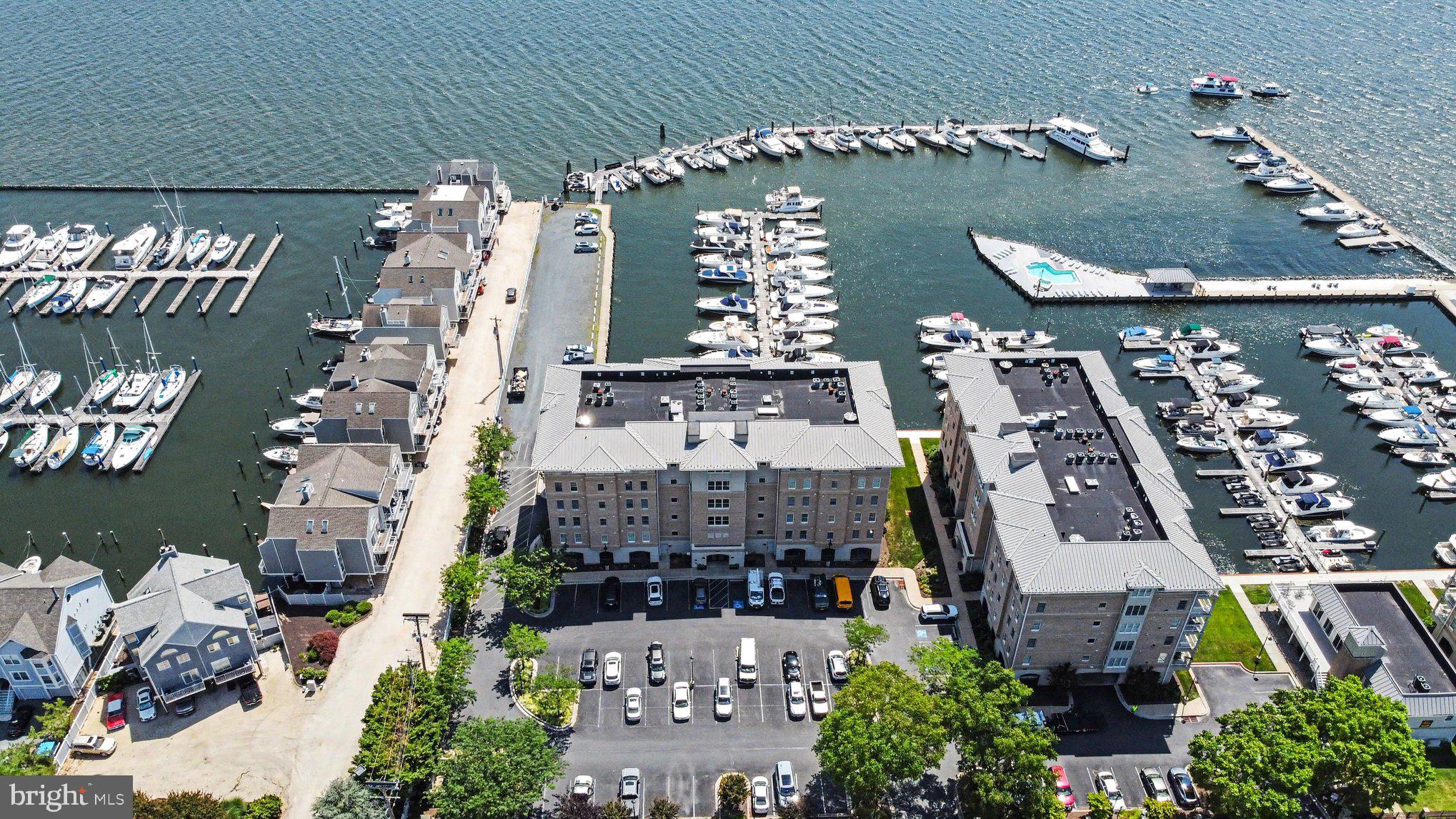 HERON HARBOR - Residential