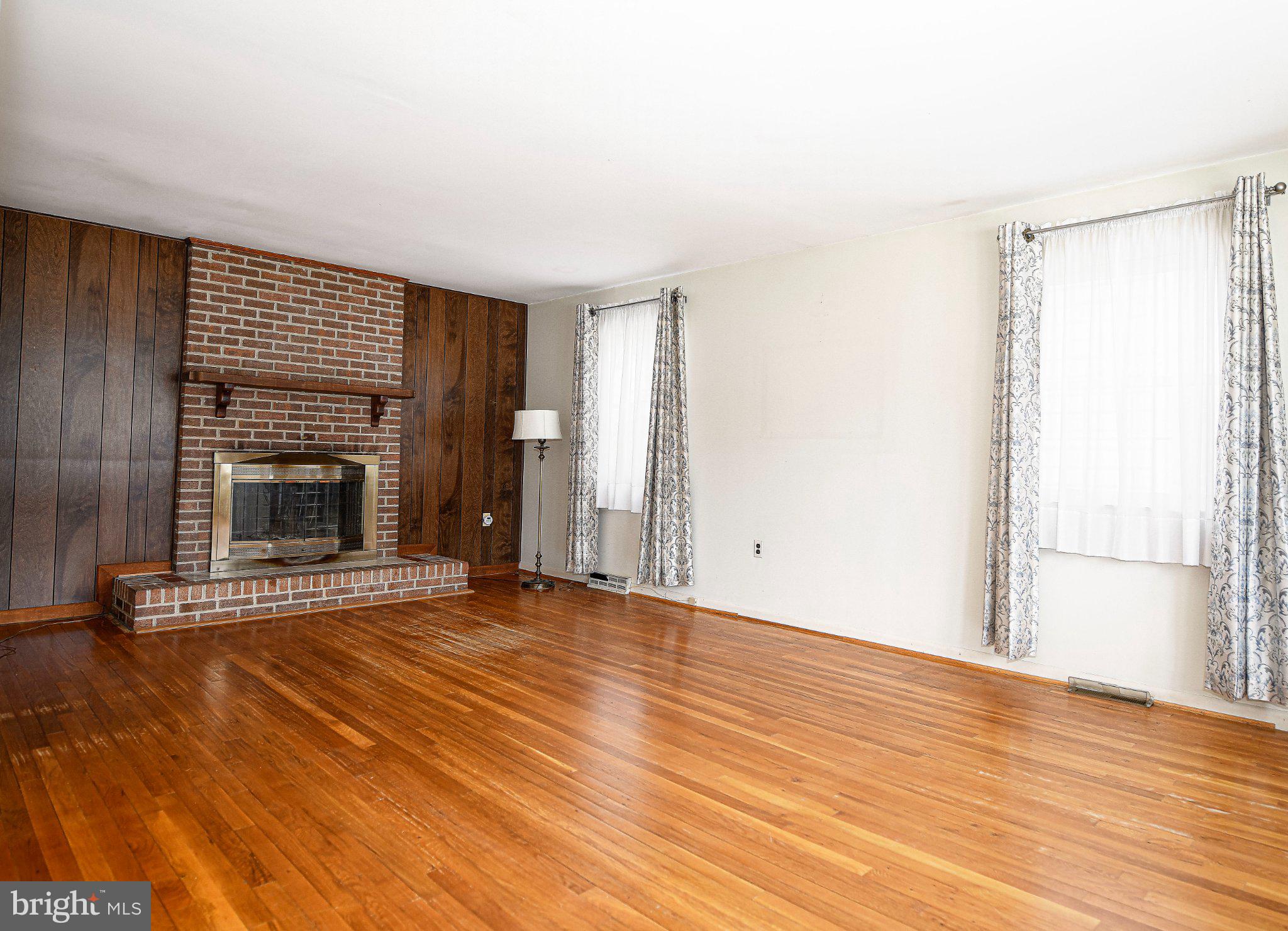 ESSEX - Residential