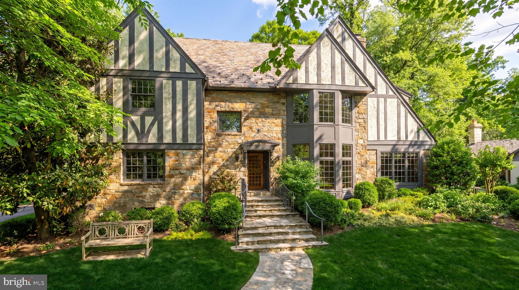 SPRING VALLEY - Residential