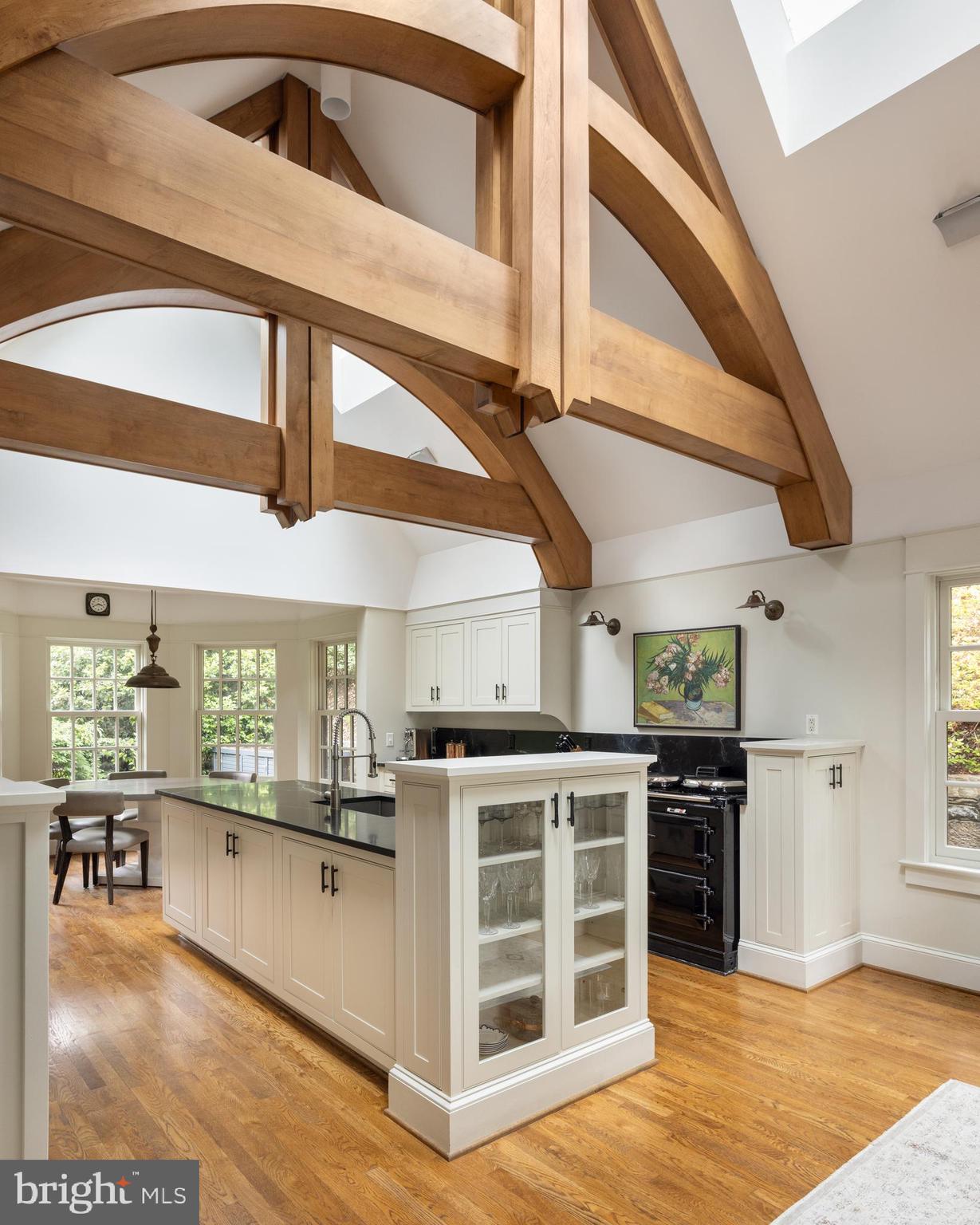 SPRING VALLEY - Residential