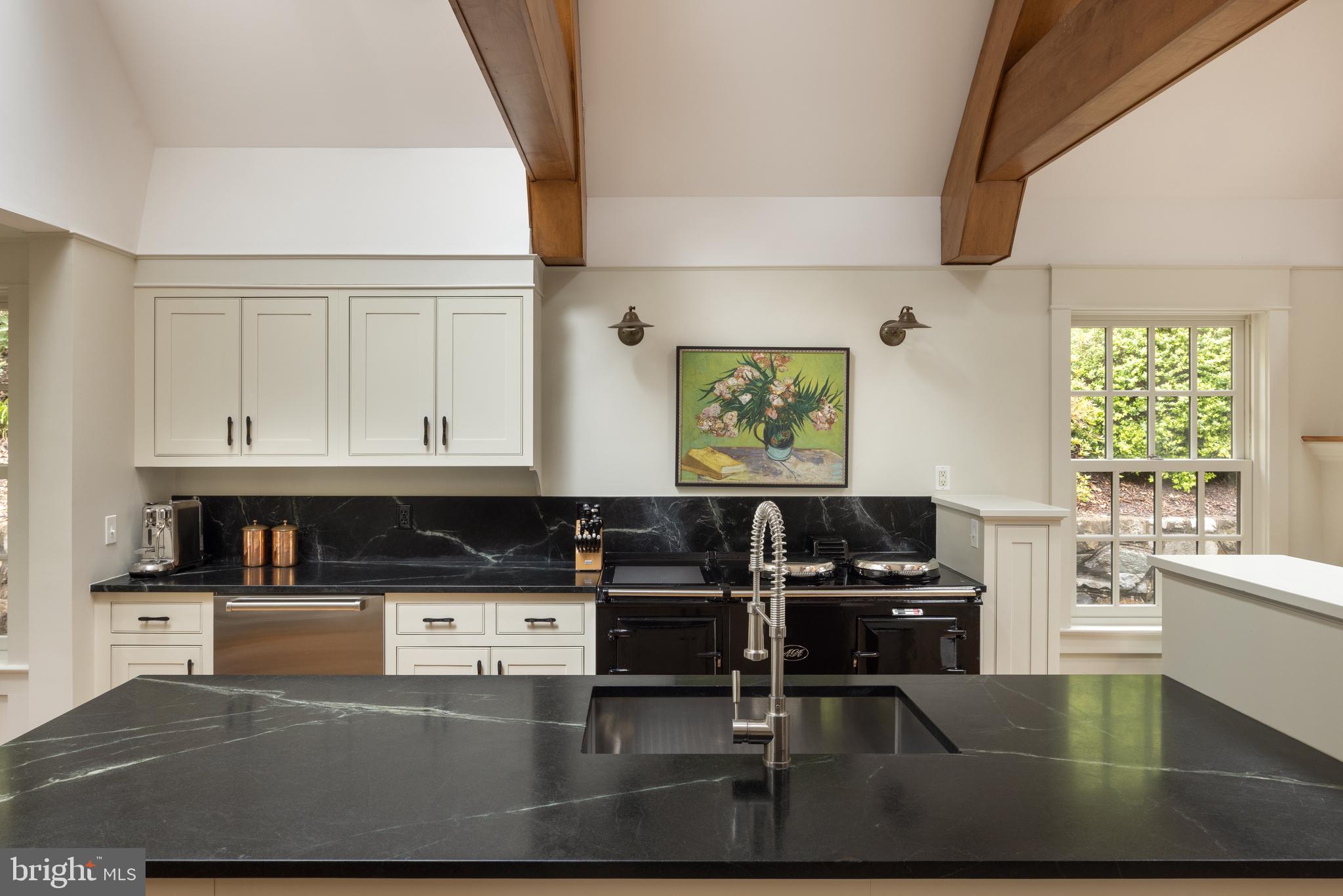 SPRING VALLEY - Residential