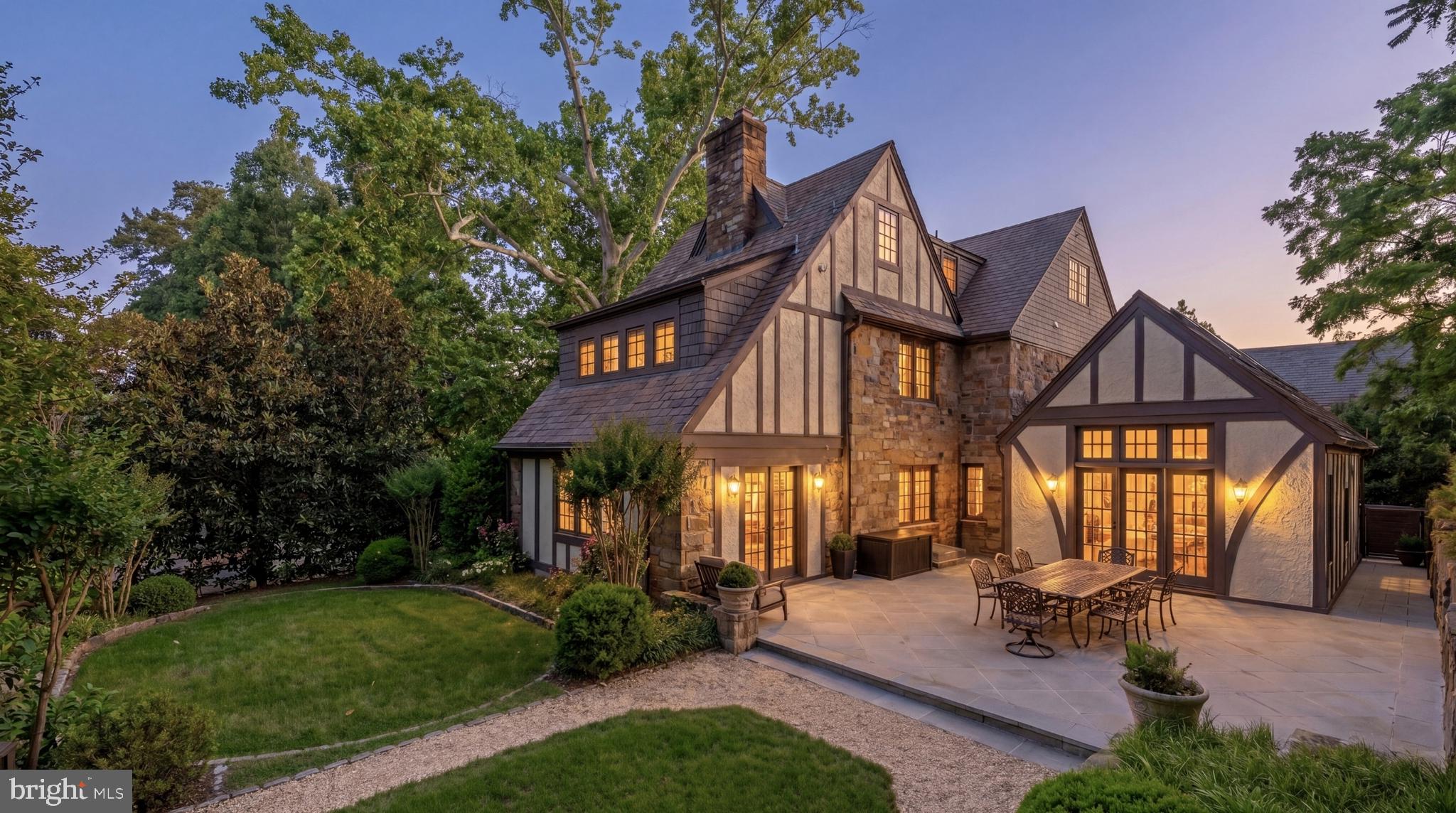 SPRING VALLEY - Residential