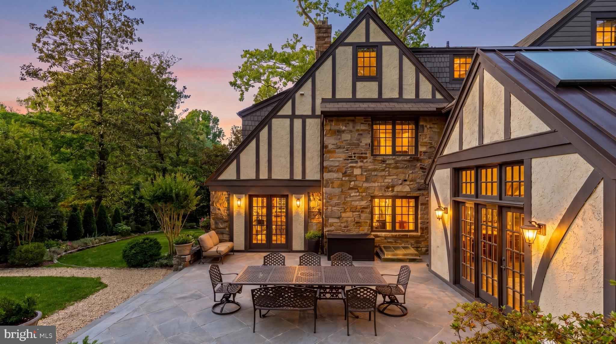 SPRING VALLEY - Residential