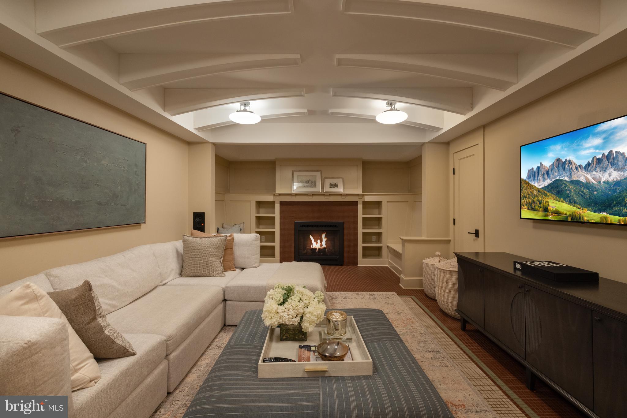 SPRING VALLEY - Residential