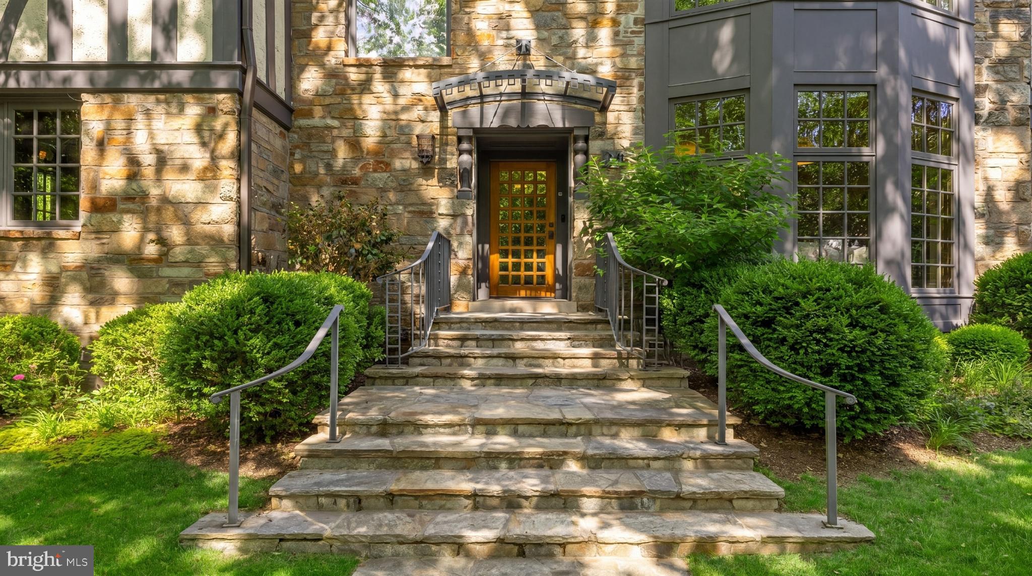 SPRING VALLEY - Residential